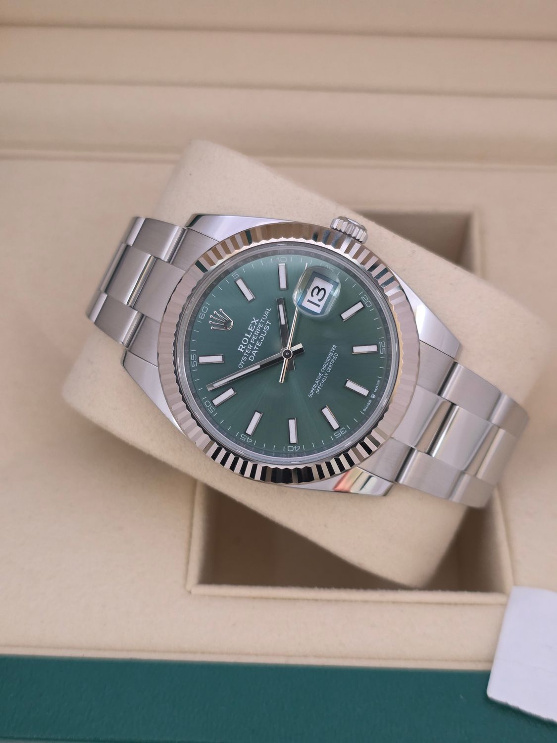Rolex Datejust 41 126334 Mint Green Dial 2024 Box/Papers/Receipt