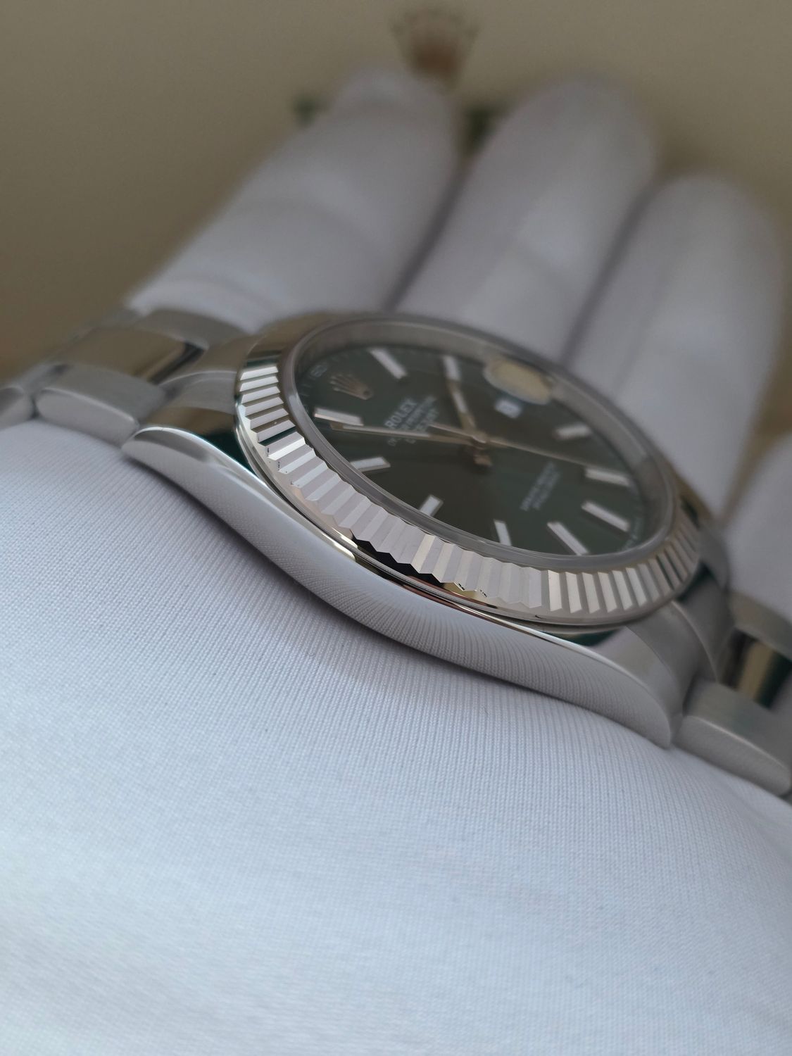 Rolex Datejust 41 126334 Mint Green Dial 2024 Box/Papers/Receipt