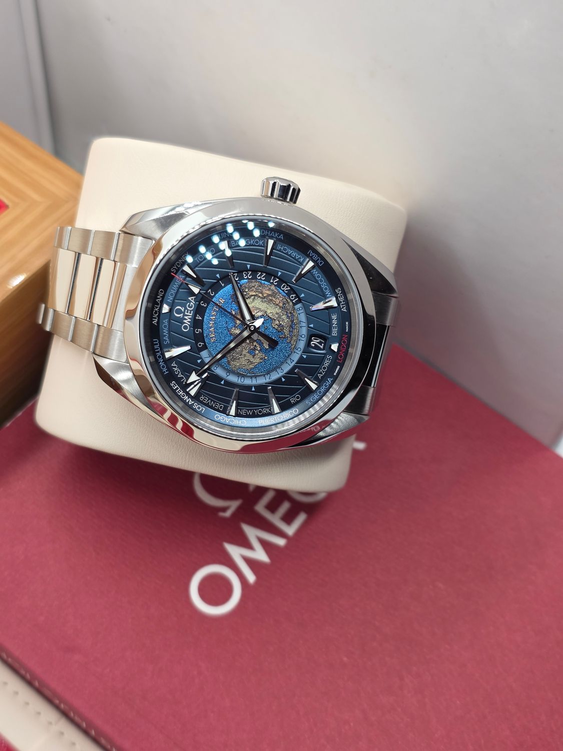 Omega Seamaster Aqua Terra World Timer 220.10.43.22.03.001 Full Set 2021