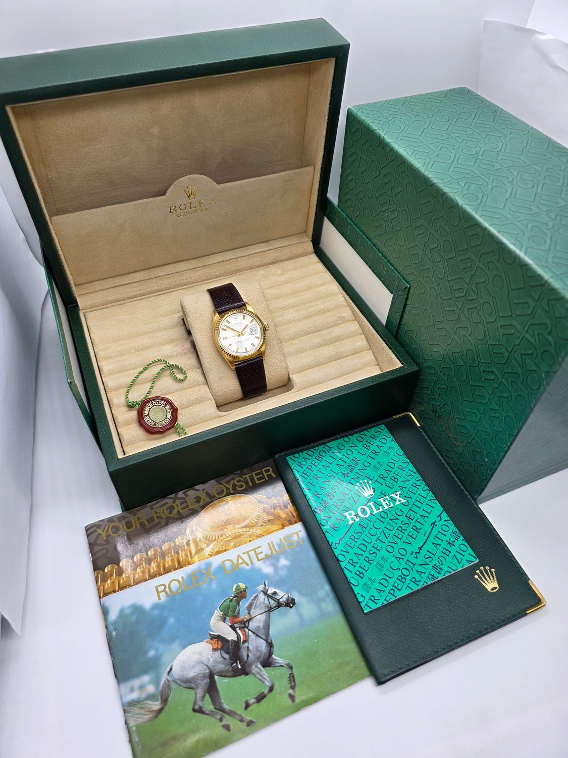 Rolex Datejust Ref 1601 36mm, 1972 Solid 18k Gold, Rare Silver 'Wideboy' Dial