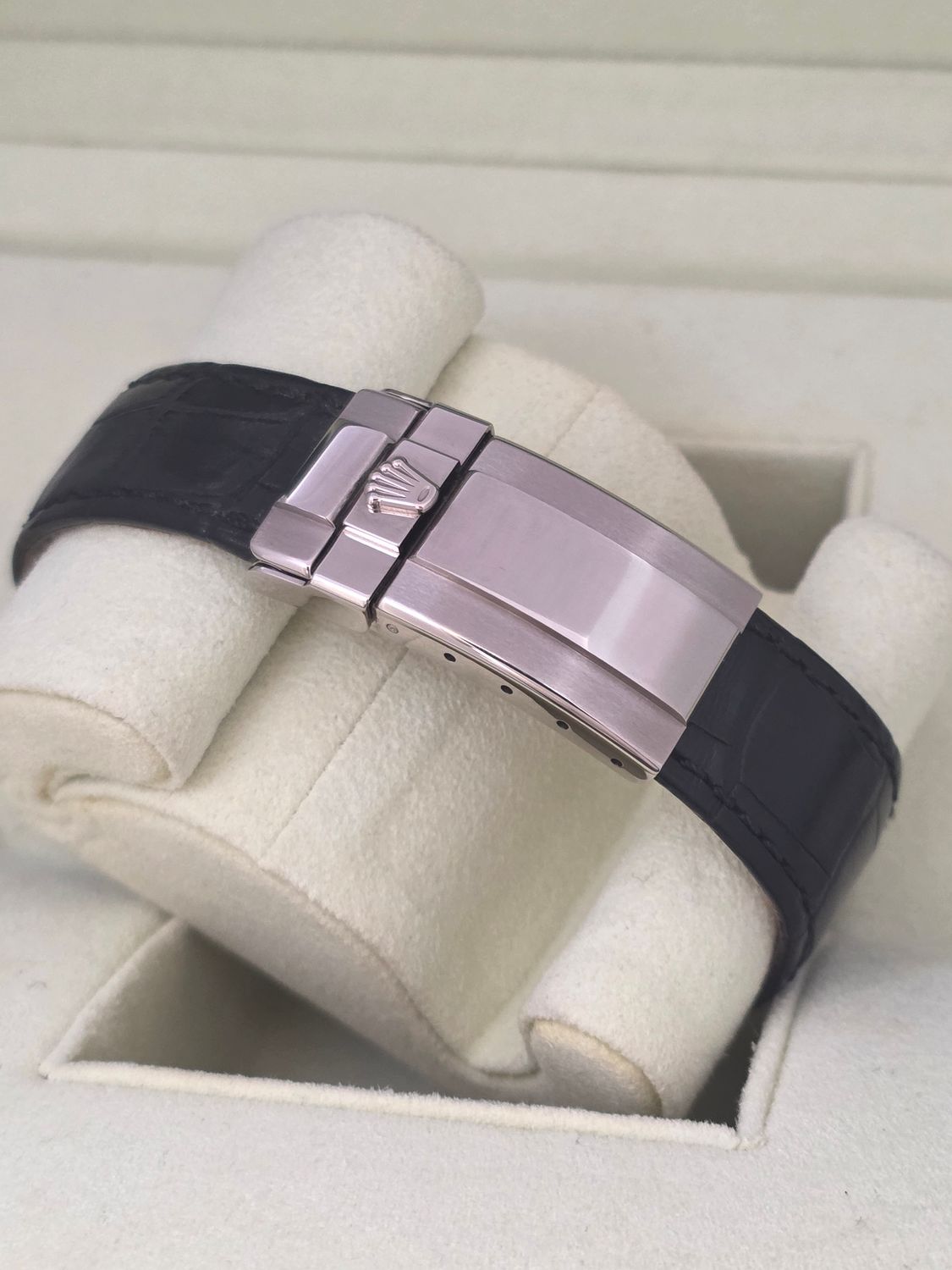 Rolex Daytona 116519, White Gold 40mm, Racing Panda Dial, 2009 Collectors Set