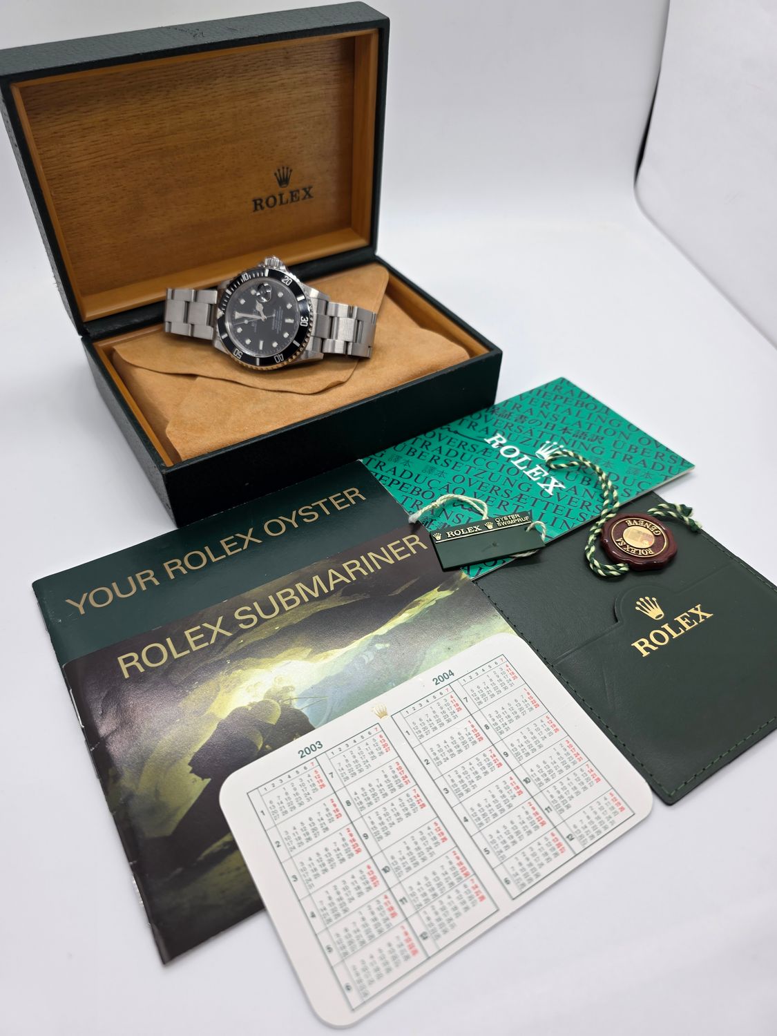 Rolex Submariner Date 16610 40mm Black Bezel, Circa 2003