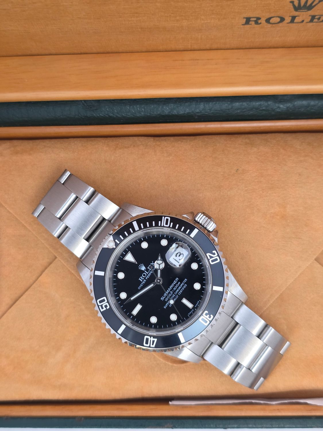 Rolex Submariner Date 16610 40mm Black Bezel, Circa 2003