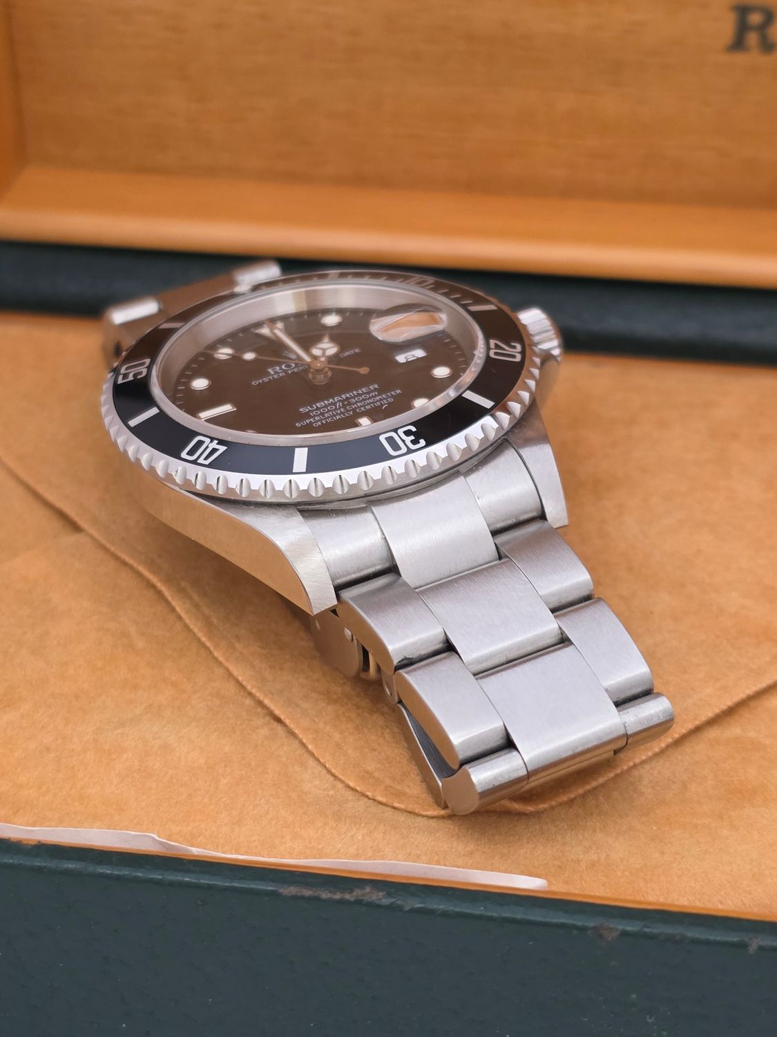 Rolex Submariner Date 16610 40mm Black Bezel, Circa 2003