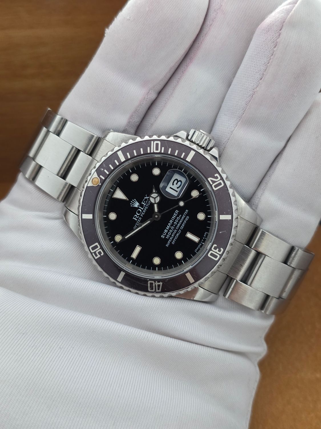 Rolex Submariner Date 16610 40mm Black Bezel, 1998 Full Set