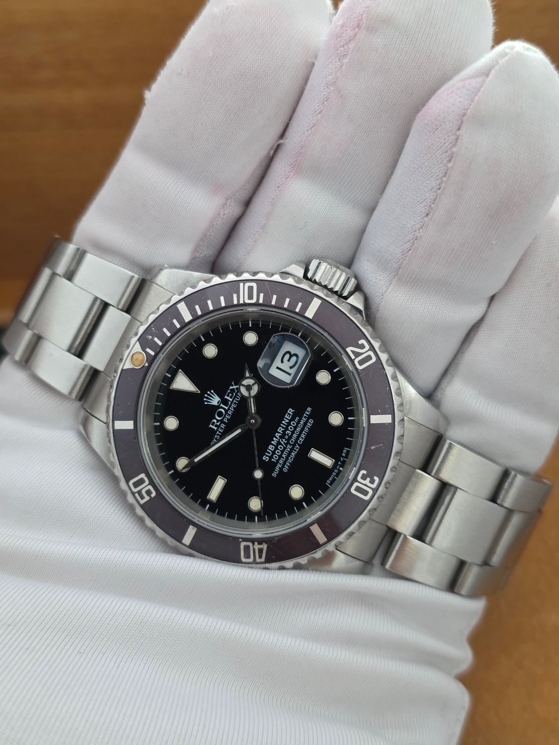 Rolex Submariner Date 16610 40mm Black Bezel, 1998 Full Set