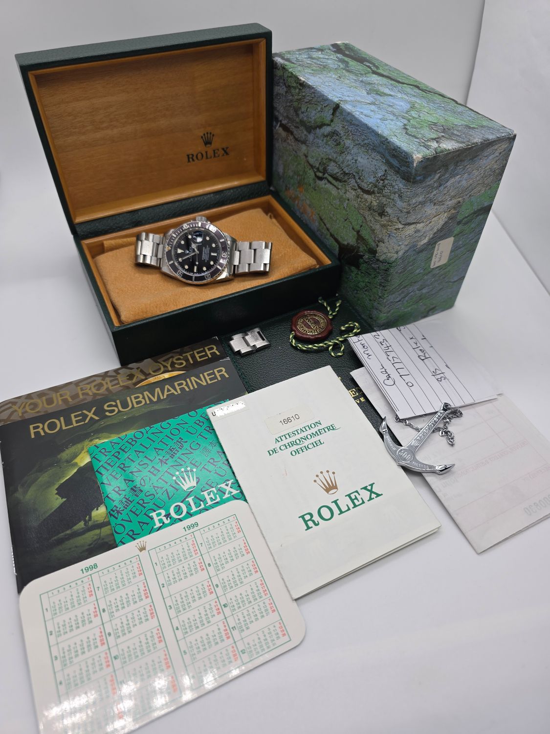 Rolex Submariner Date 16610 40mm Black Bezel, 1998 Full Set
