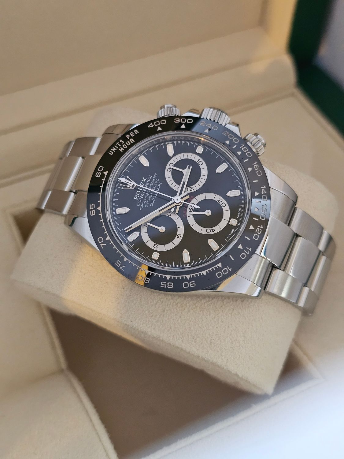 Rolex Daytona Black 116500LN Watch - 2018 Box &amp; Rolex Warranty Card