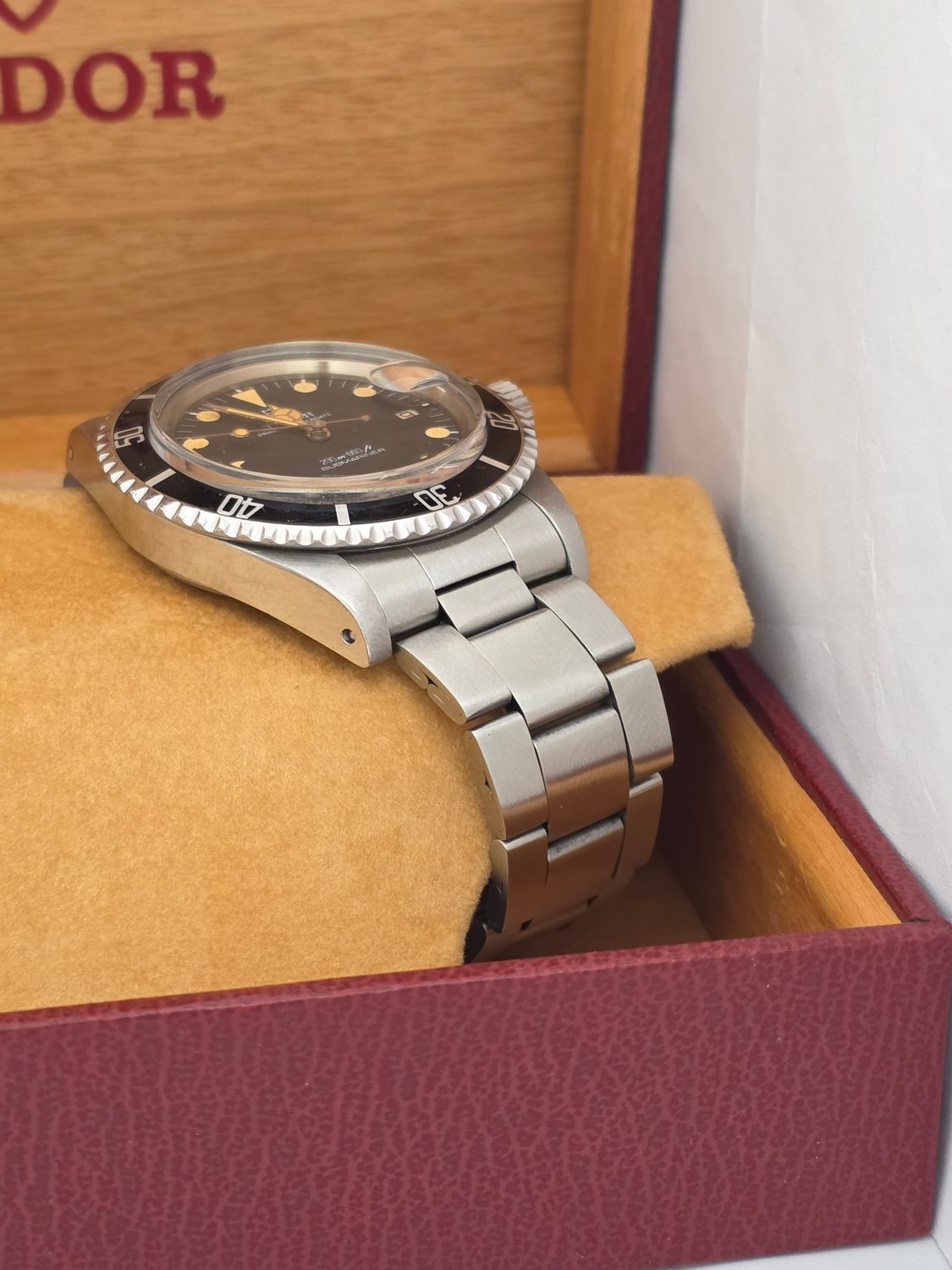 TUDOR Submariner Black 76100 Watch, Circa 1986, Sharp Condition