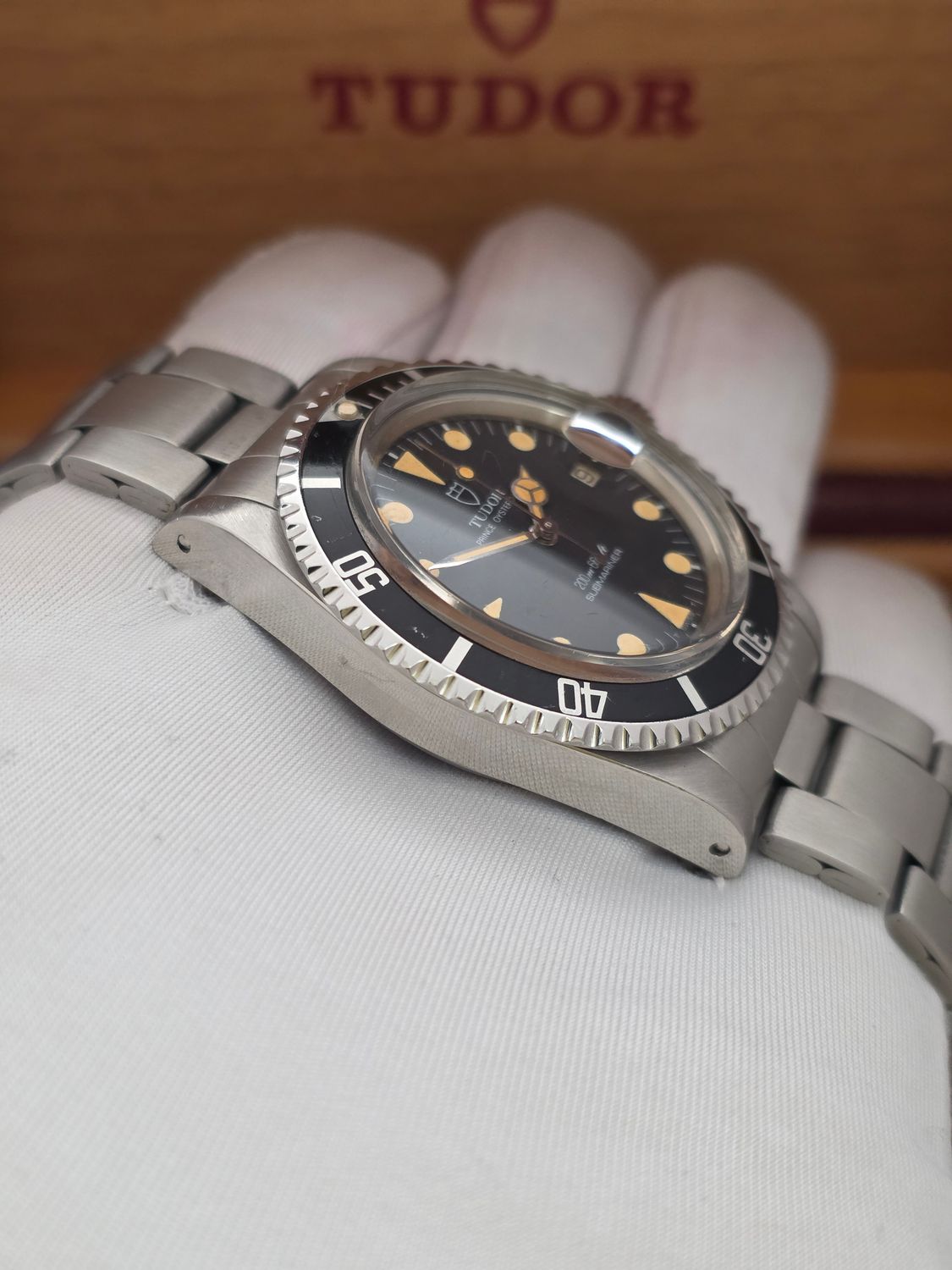 TUDOR Submariner Black 76100 Watch, Circa 1986, Sharp Condition