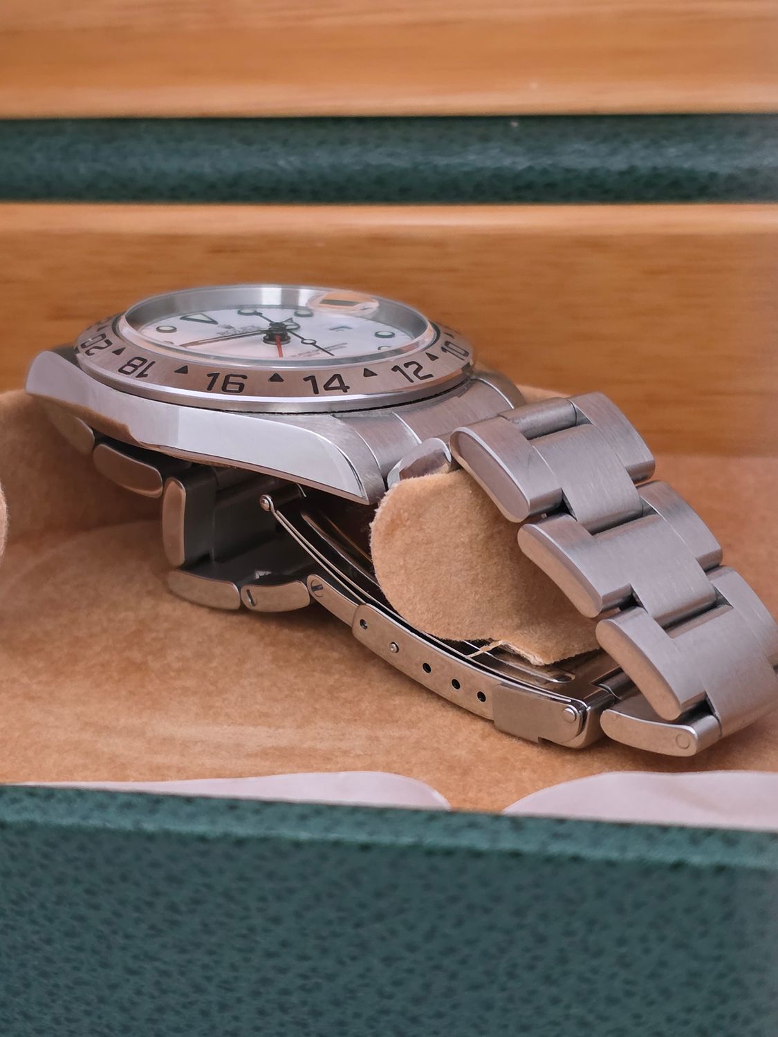 Rolex Explorer II 16570 Polar Watch | 2005 Full Collectors Set, Sharp Condition