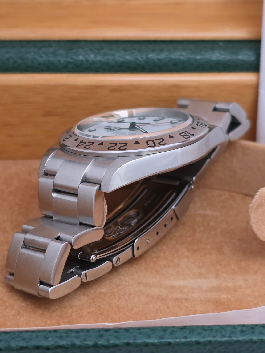 Rolex Explorer II 16570 Polar Watch | 2005 Full Collectors Set, Sharp Condition