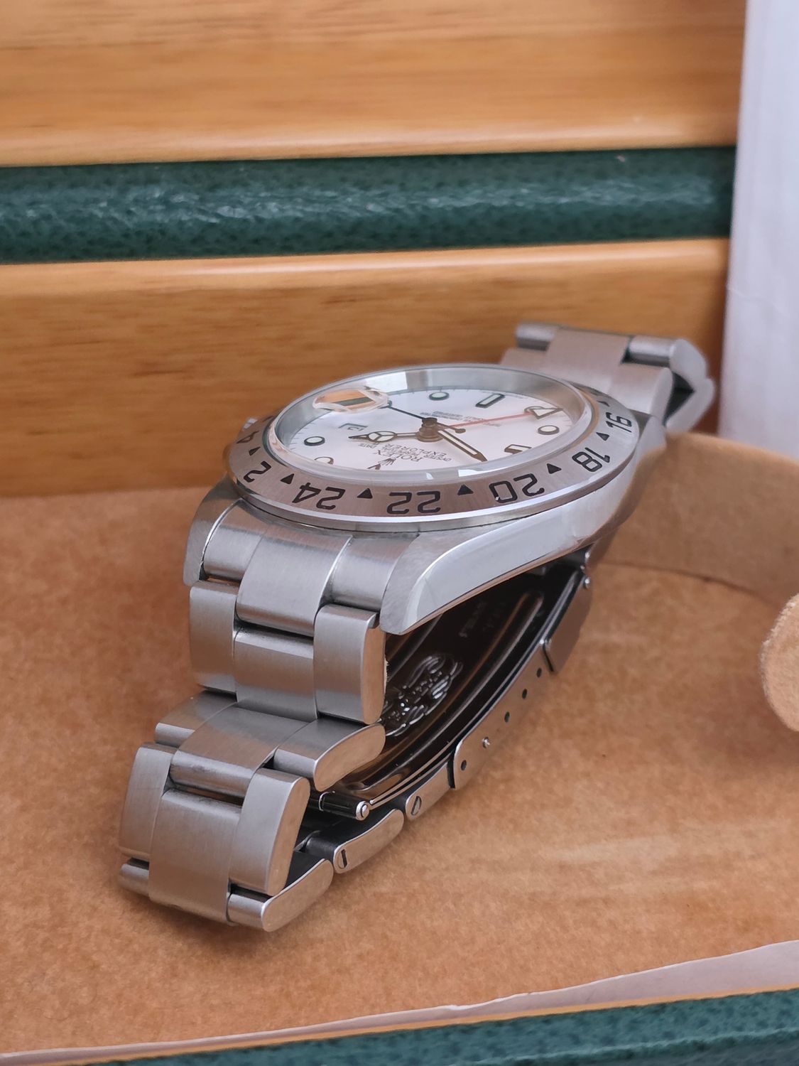 Rolex Explorer II 16570 Polar Watch | 2005 Full Collectors Set, Sharp Condition