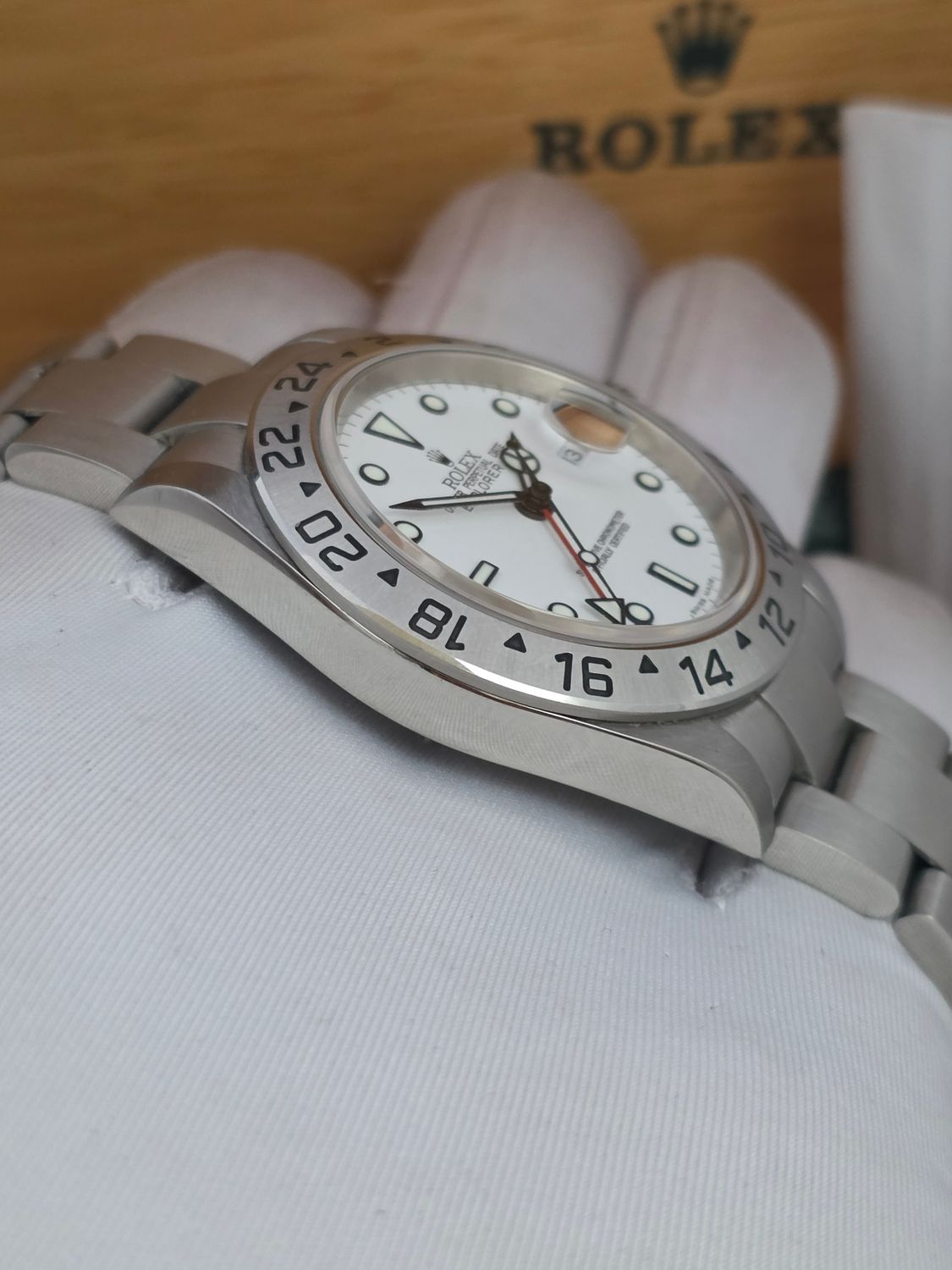 Rolex Explorer II 16570 Polar Watch | 2005 Full Collectors Set, Sharp Condition