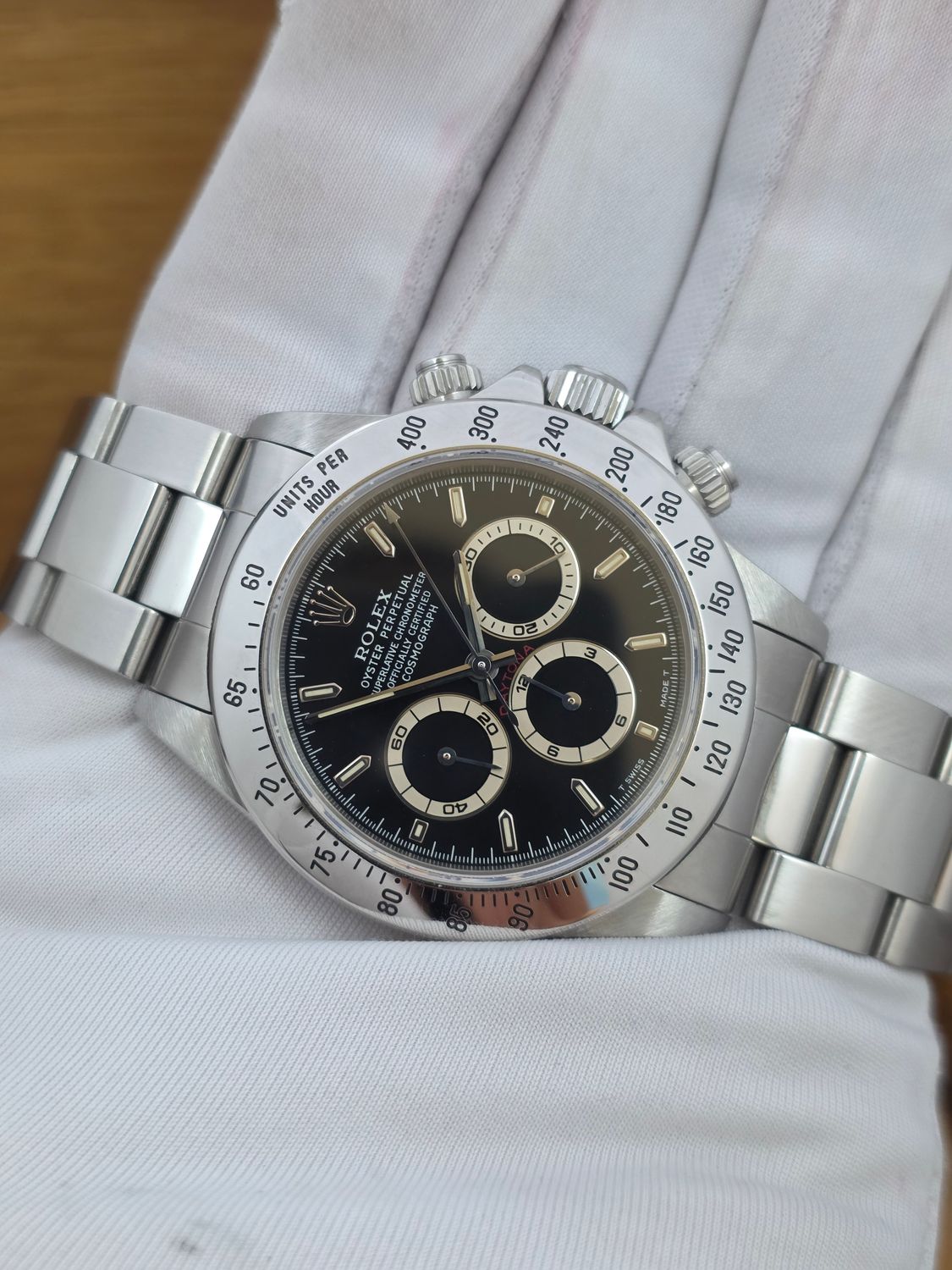 Rolex Zenith Daytona 16520 Black Dial, Super Sharp Condition, Circa 1997
