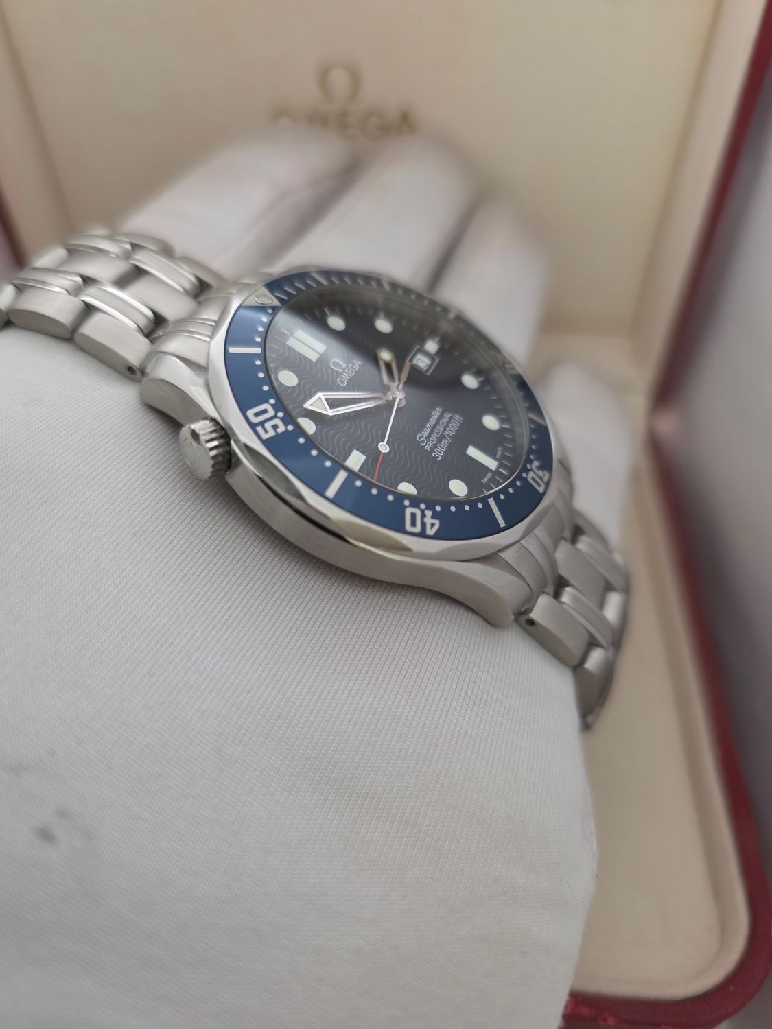 OMEGA Seamaster Professional 300m Blue Watch - 2541.80.00 "GoldenEye"