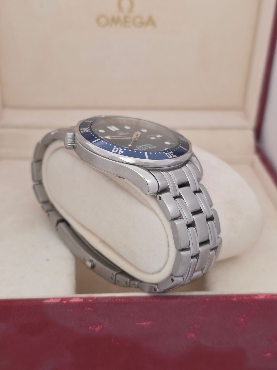 OMEGA Seamaster Professional 300m Blue Watch - 2541.80.00 "GoldenEye"