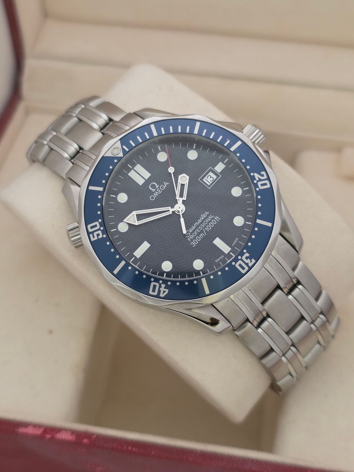 OMEGA Seamaster Professional 300m Blue Watch - 2541.80.00 "GoldenEye"
