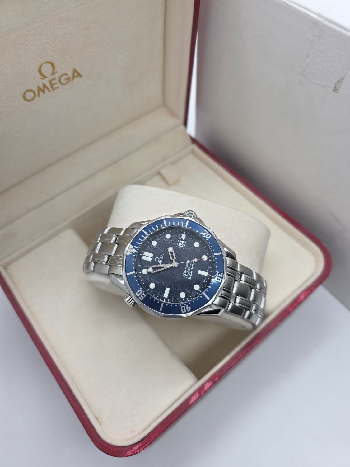 OMEGA Seamaster Professional 300m Blue Watch - 2541.80.00 "GoldenEye"