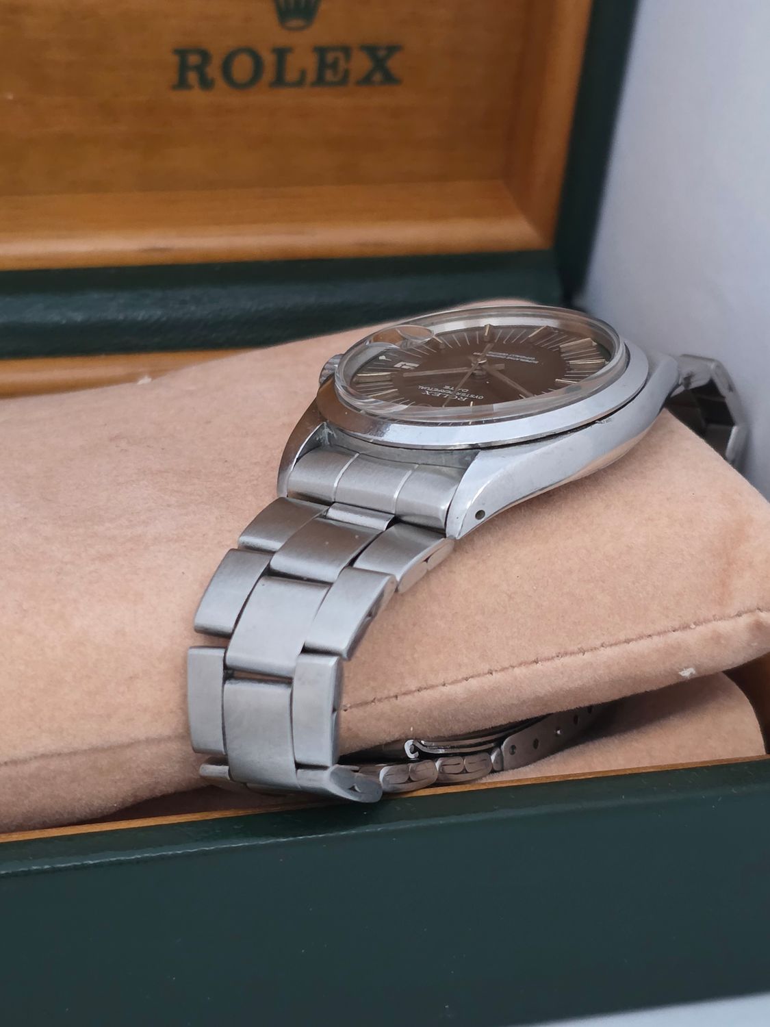 Rolex Oyster Perpetual Date Ref 1500 Rare Grey 'Rail Dial', Circa 1971