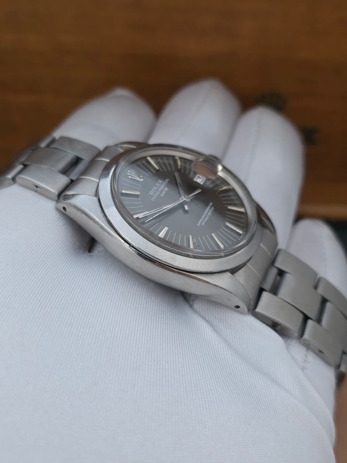 Rolex Oyster Perpetual Date Ref 1500 Rare Grey 'Rail Dial', Circa 1971