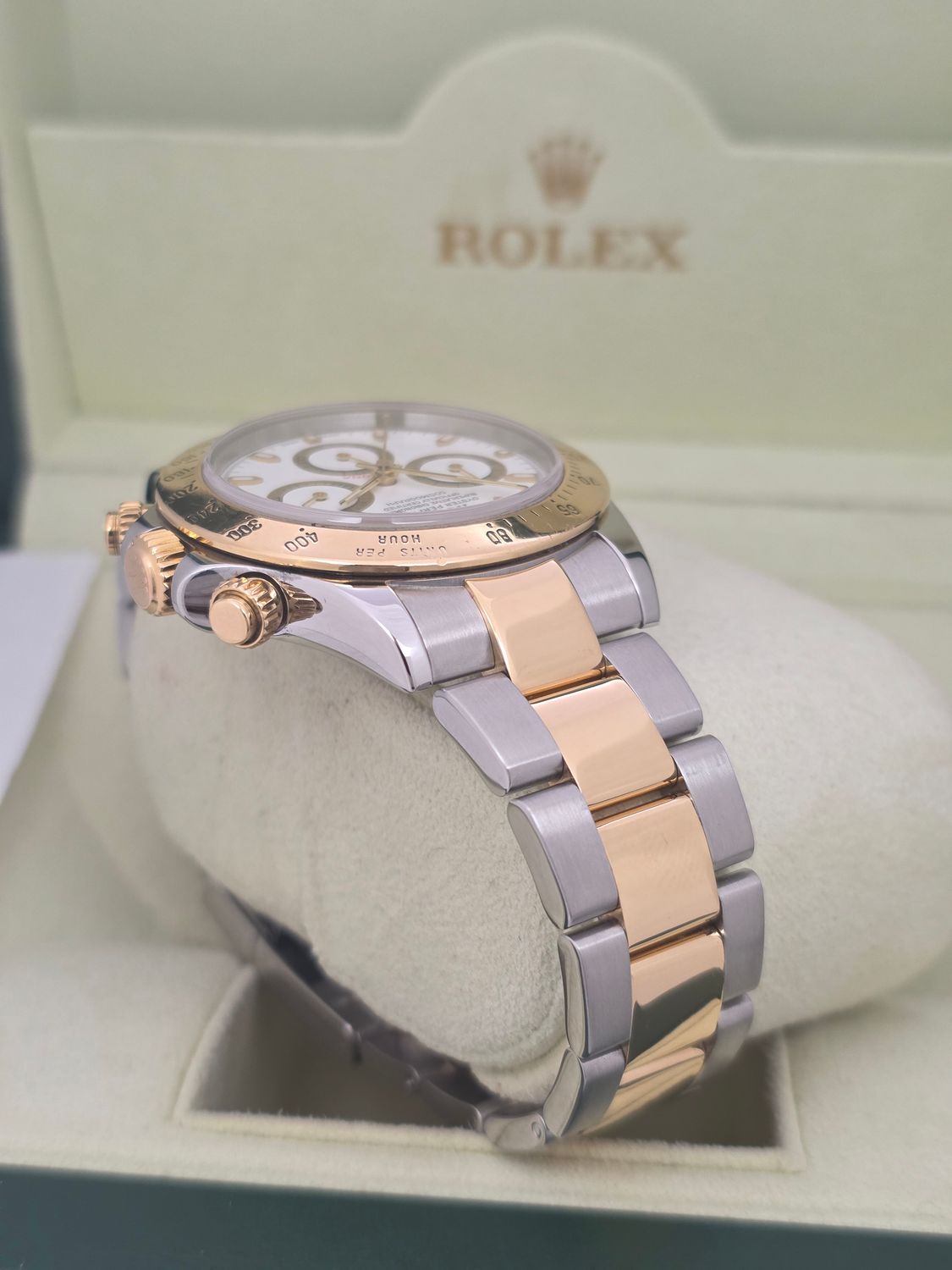 Rolex Daytona Chronograph 116523 Watch White Dial, c.2001 with box/booklets