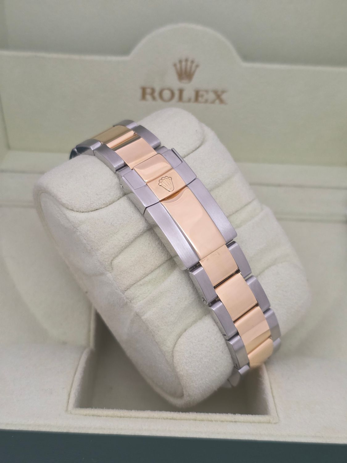 Rolex Daytona Chronograph 116523 Watch White Dial, c.2001 with box/booklets