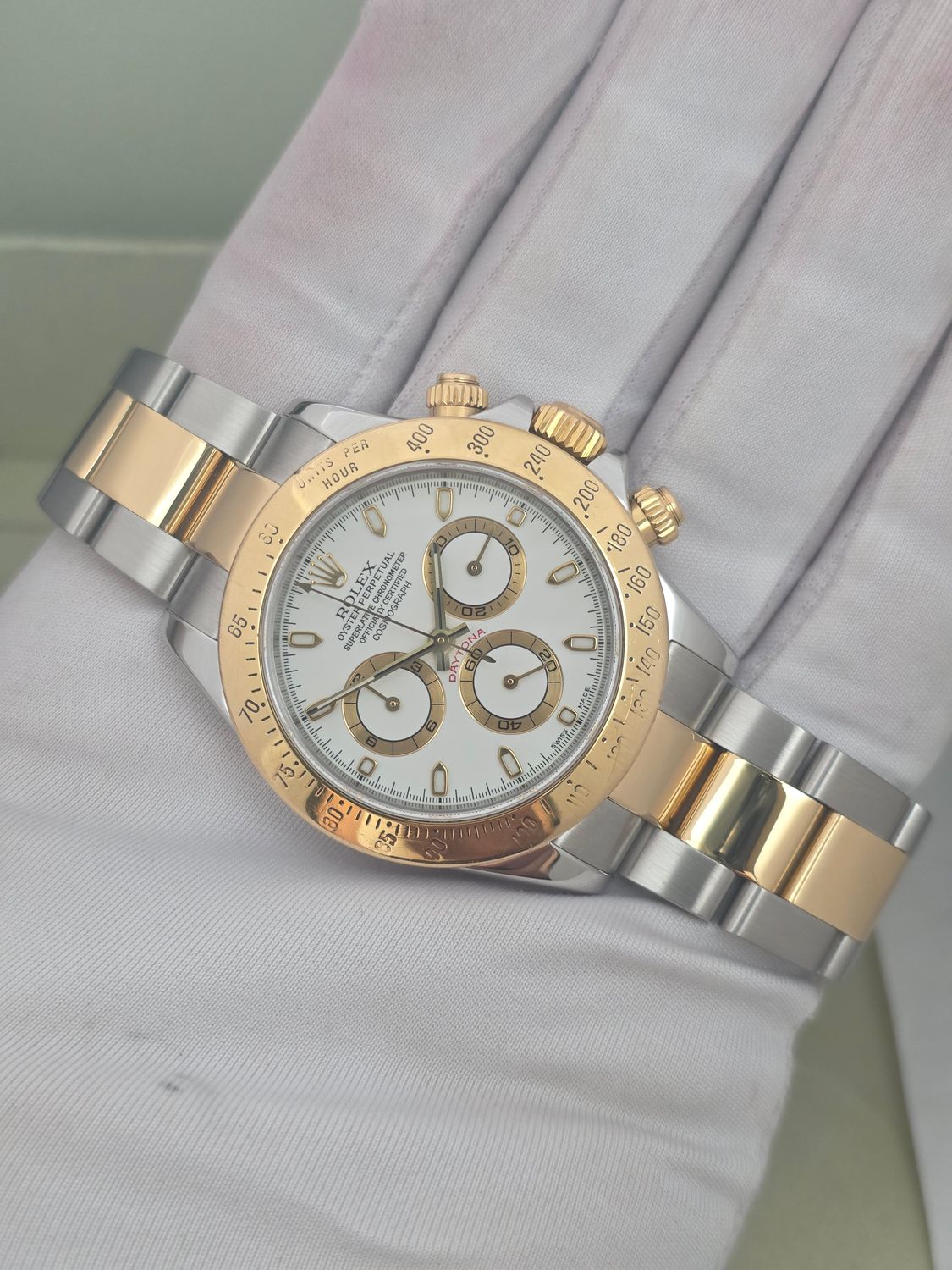 Rolex Daytona Chronograph 116523 Watch White Dial, c.2001 with box/booklets