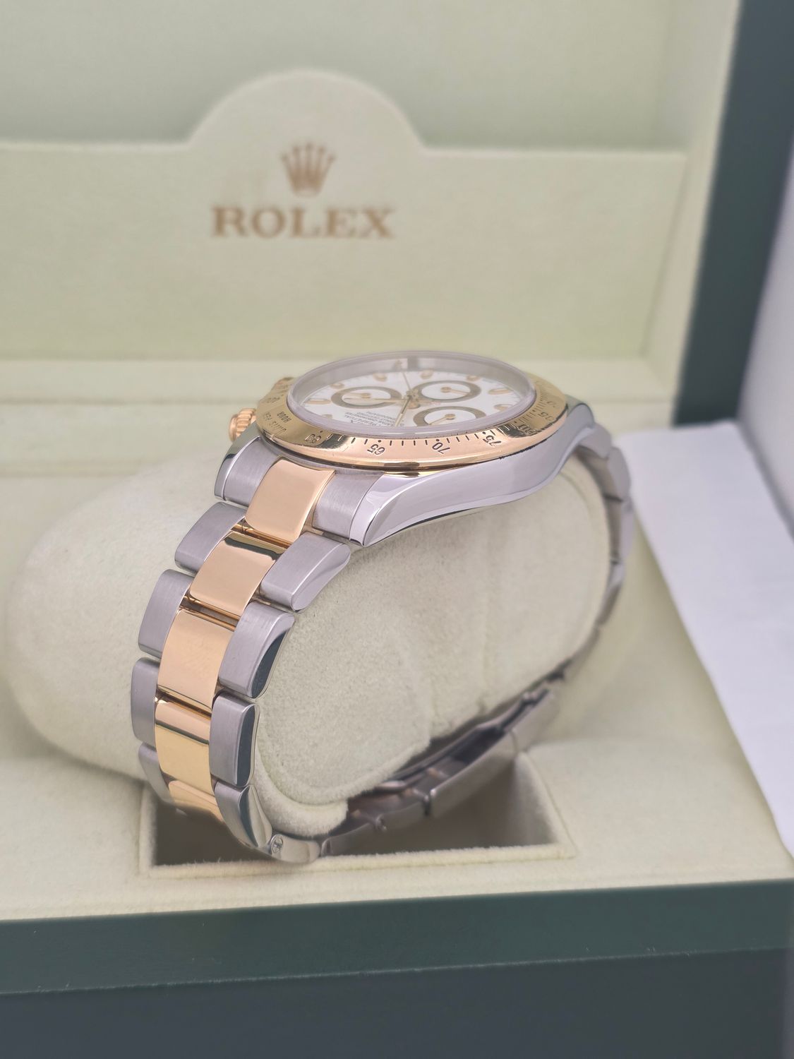 Rolex Daytona Chronograph 116523 Watch White Dial, c.2001 with box/booklets