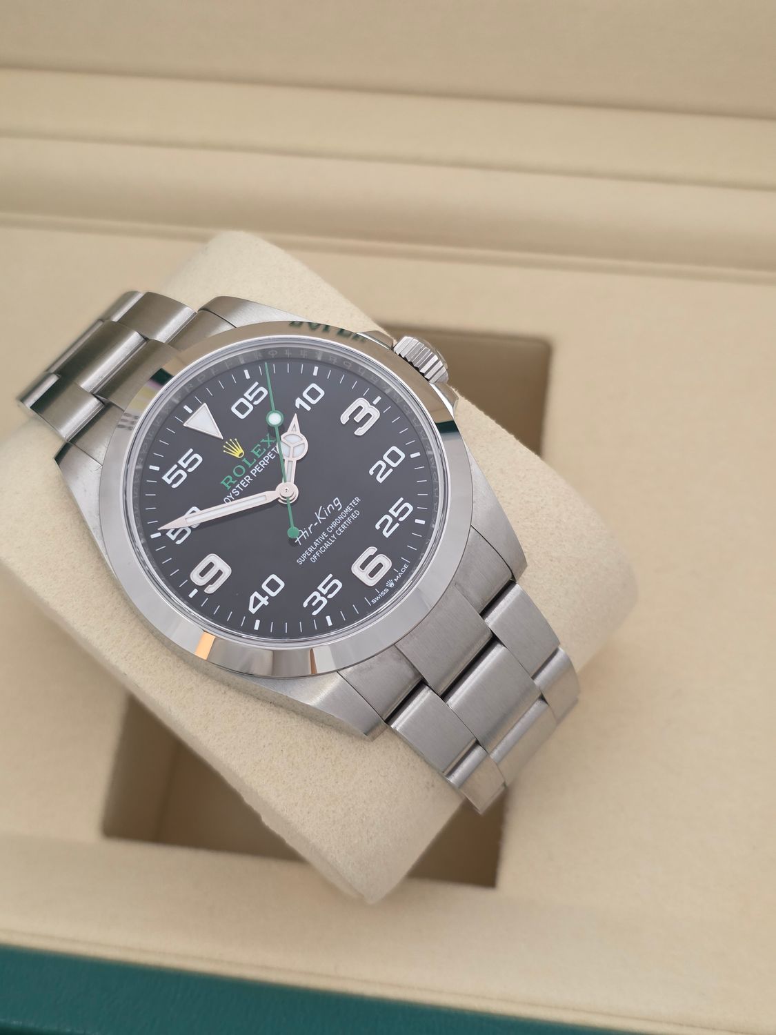 Rolex Airking Watch 126900, 2026 Full Set, 'Bloodhound' with Original receipt