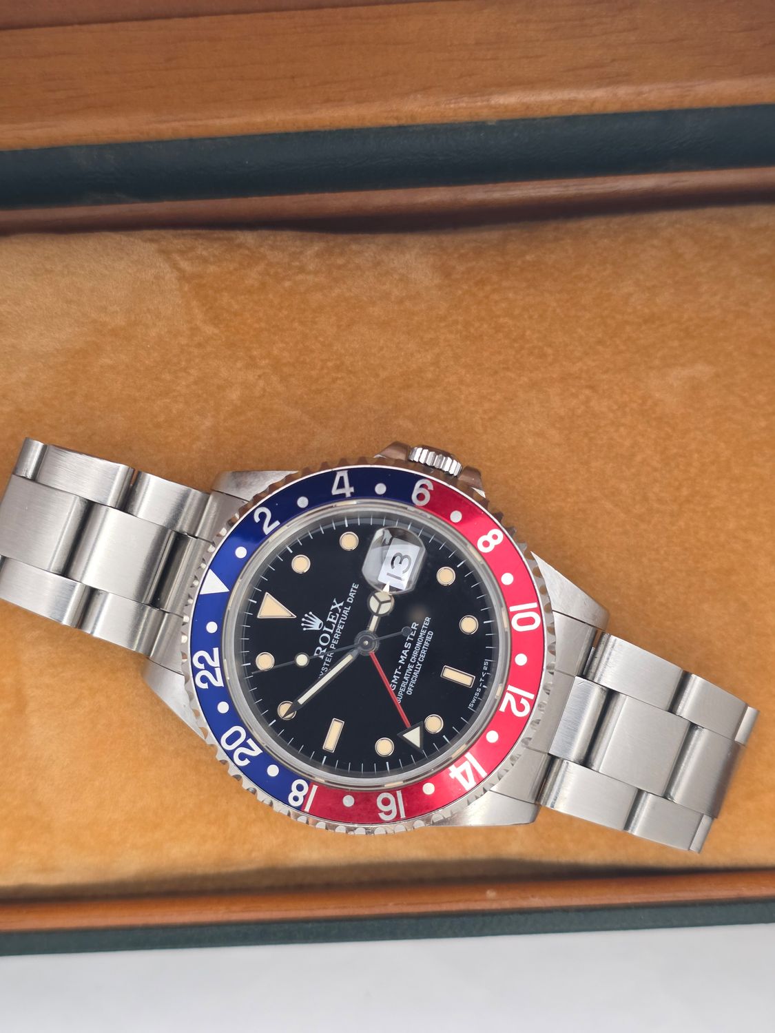 Rolex GMT Master 16700 'Pepsi Dial' - 1991 Box &amp; Papers, Unpolished