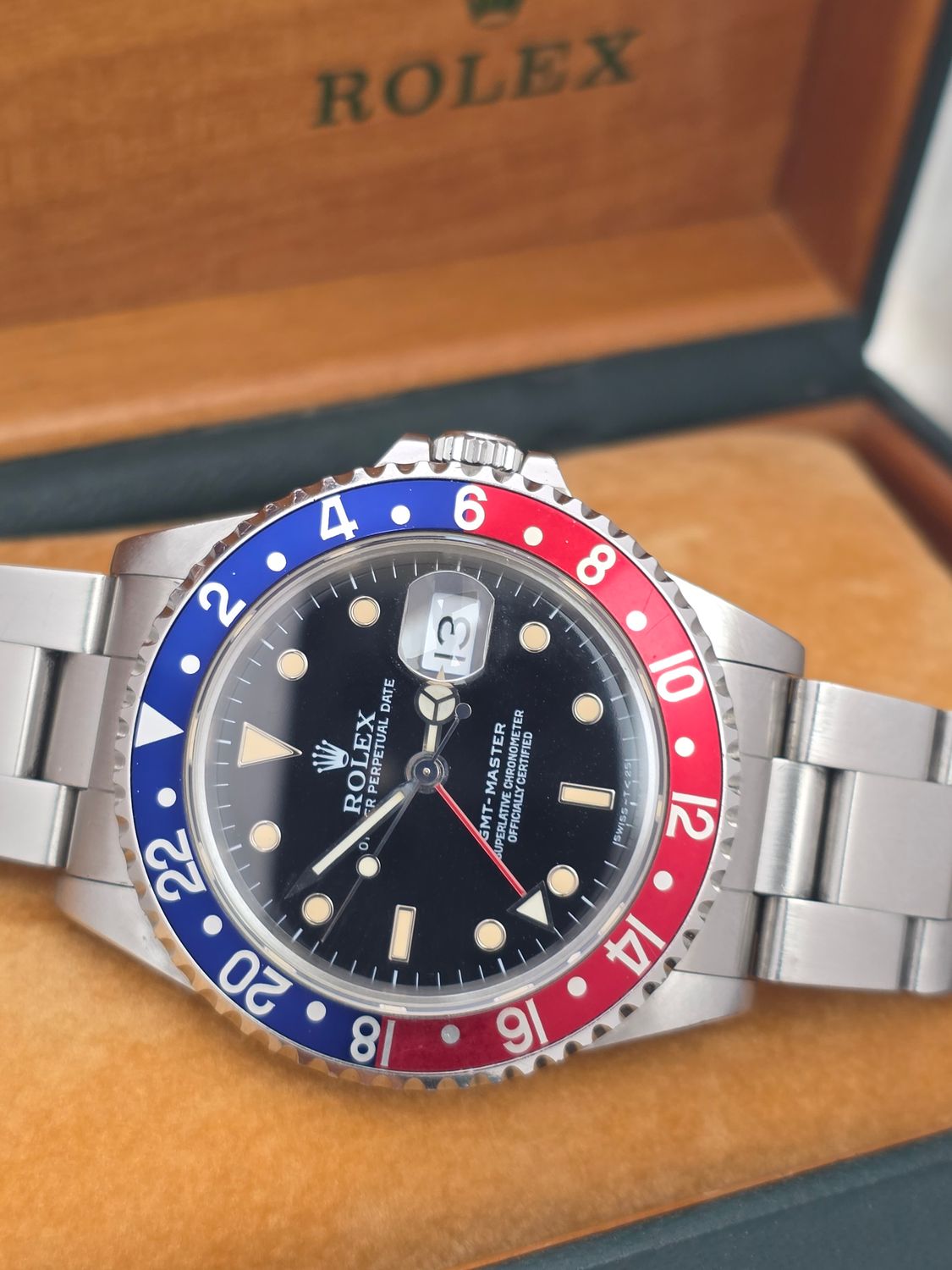 Rolex GMT Master 16700 'Pepsi Dial' - 1991 Box &amp; Papers, Unpolished