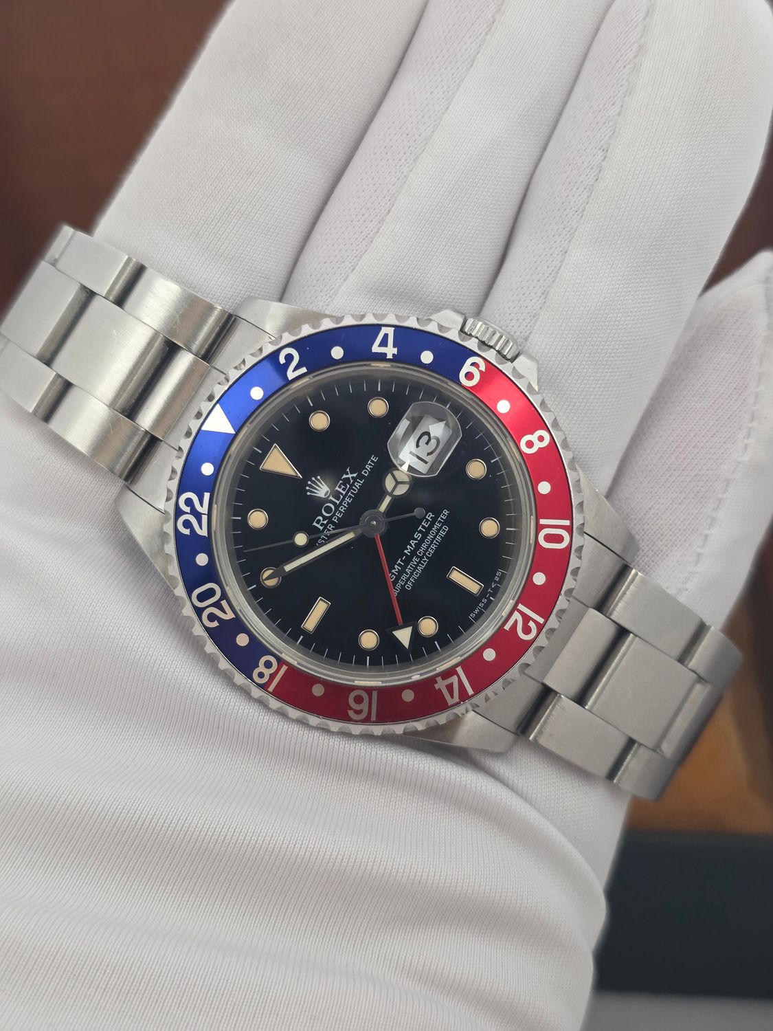 Rolex GMT Master 16700 'Pepsi Dial' - 1991 Box &amp; Papers, Unpolished