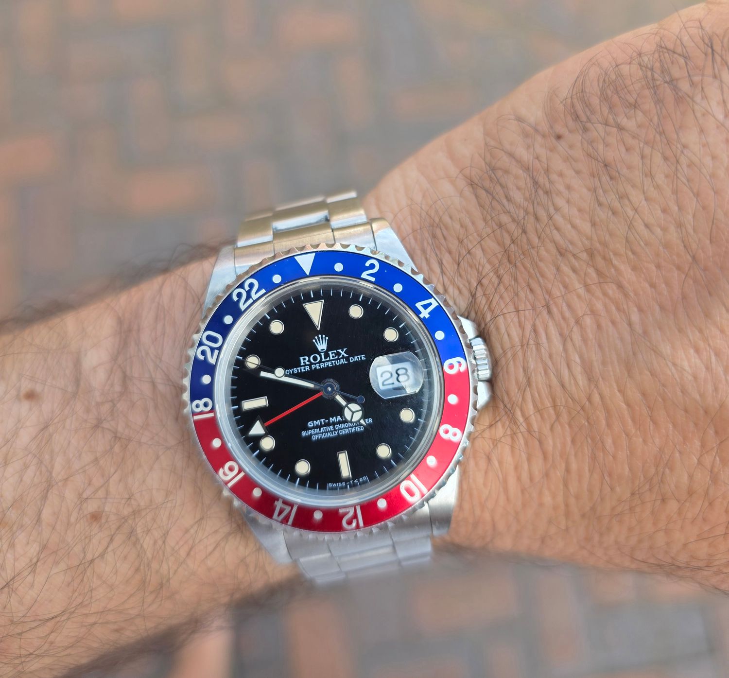 Rolex GMT Master 16700 'Pepsi Dial' - 1991 Box &amp; Papers, Unpolished