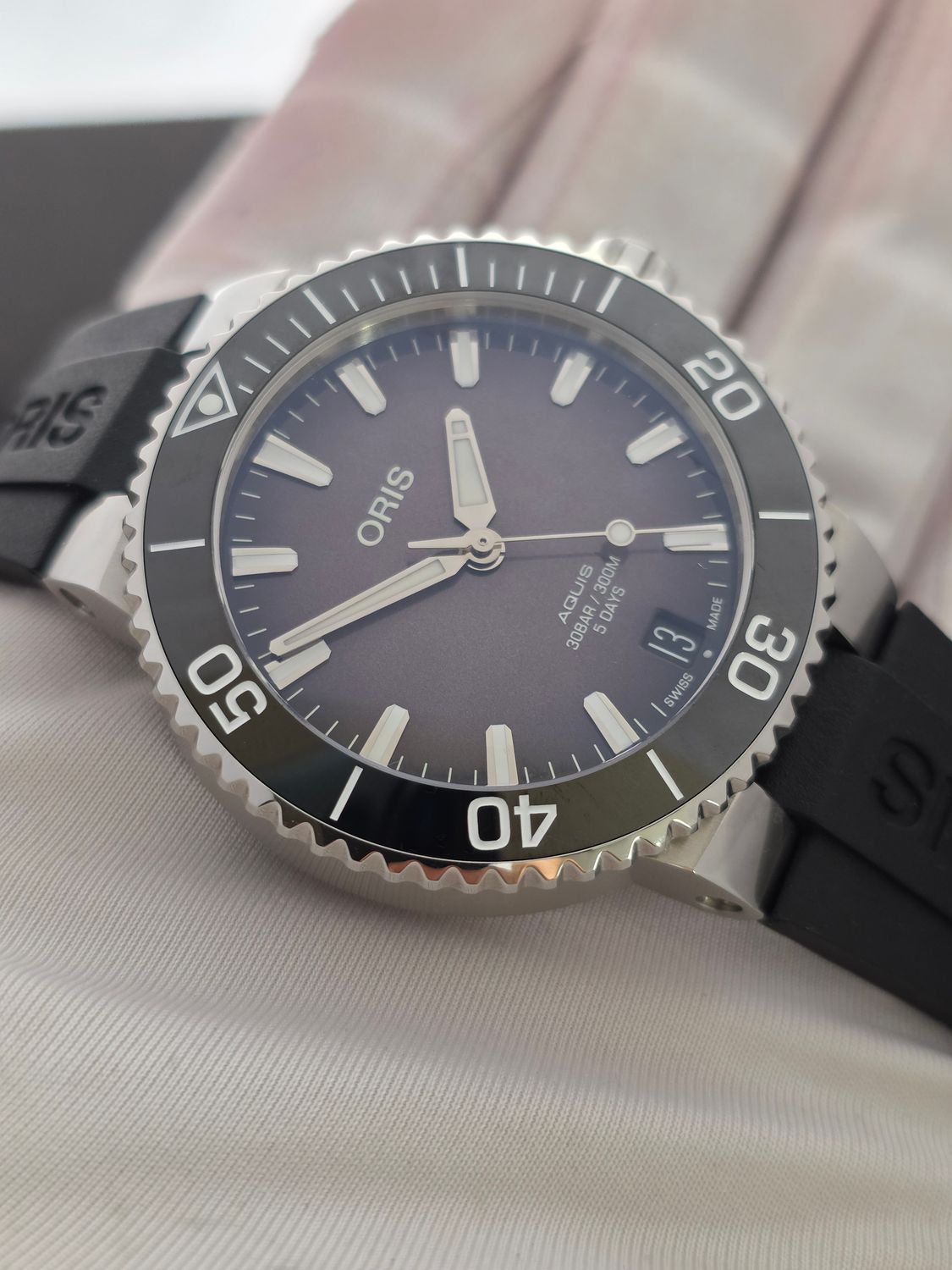 Oris Aquis Calibre 400 Grey Watch Ref: 01 400 7769 4154, 2025 Full Set