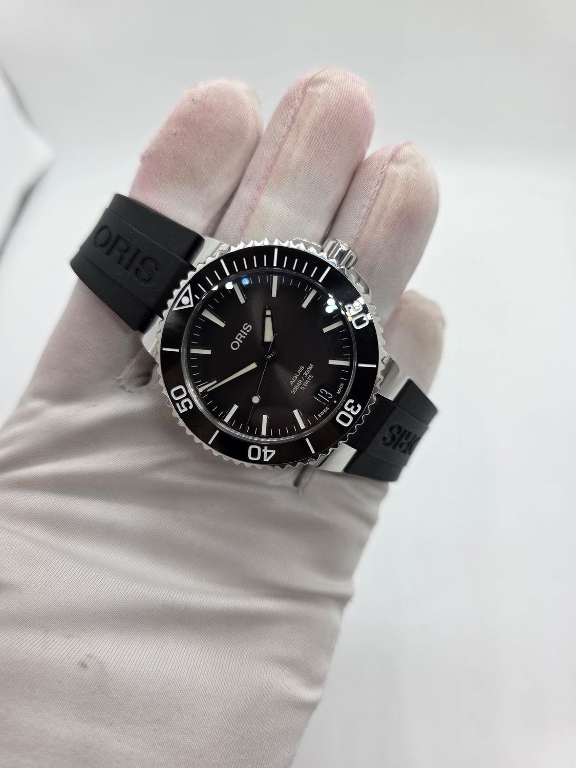 Oris Aquis Calibre 400 Grey Watch Ref: 01 400 7769 4154, 2025 Full Set
