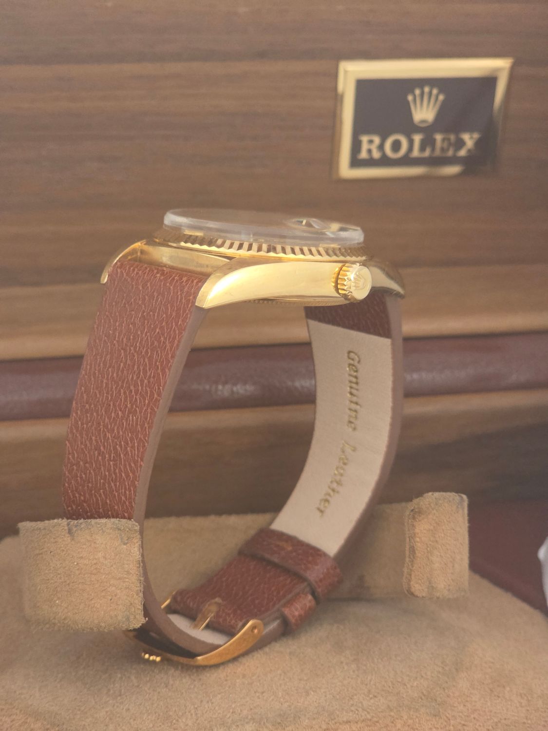 Rolex DayDate 1803 36mm, 18K Gold, Linen Dial, Circa 1972 Box &amp; Booklets