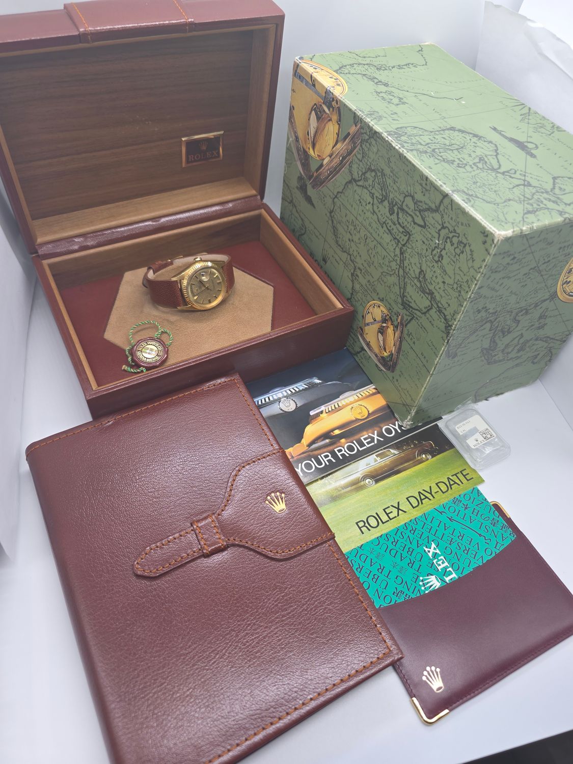 Rolex DayDate 1803 36mm, 18K Gold, Linen Dial, Circa 1972 Box &amp; Booklets