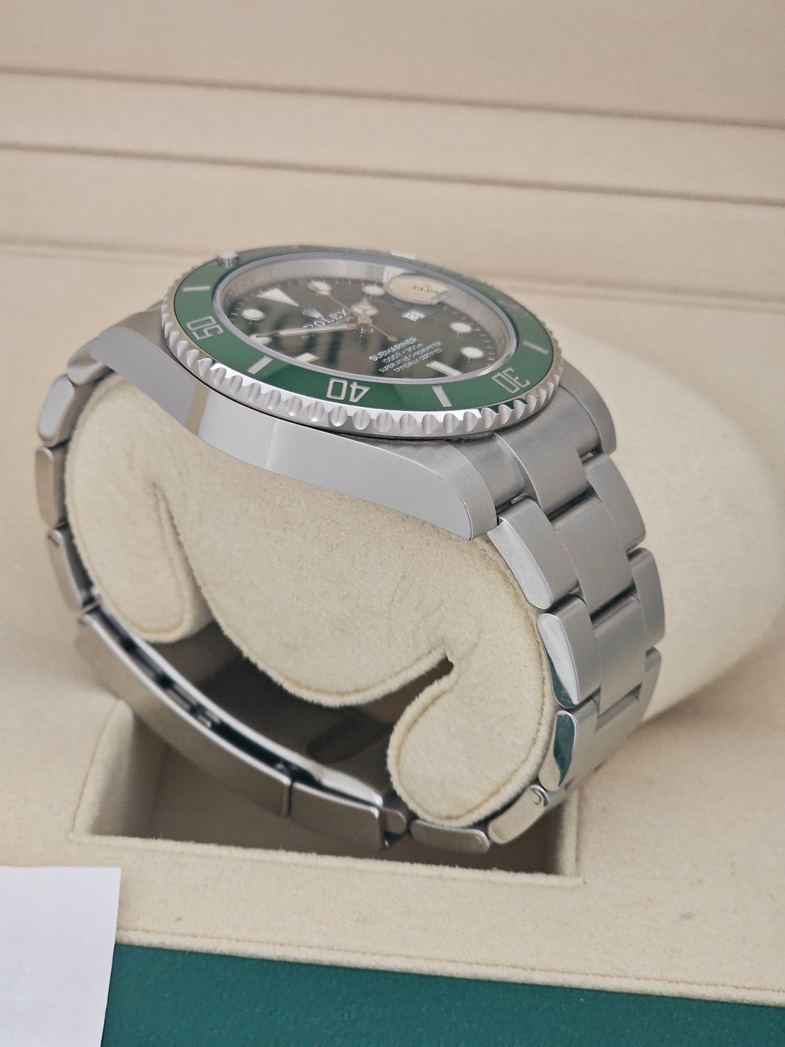 Rolex Submariner Date Watch 116610LV Green Hulk, 2018 Full Set, Excellent Cond
