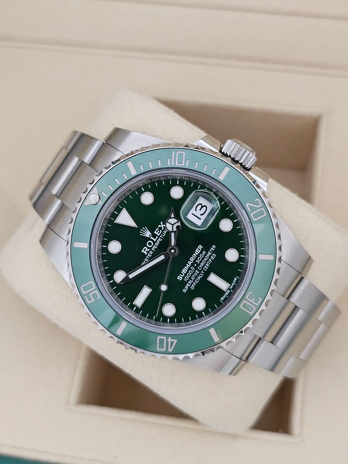 Rolex Submariner Date Watch 116610LV Green Hulk, 2018 Full Set, Excellent Cond
