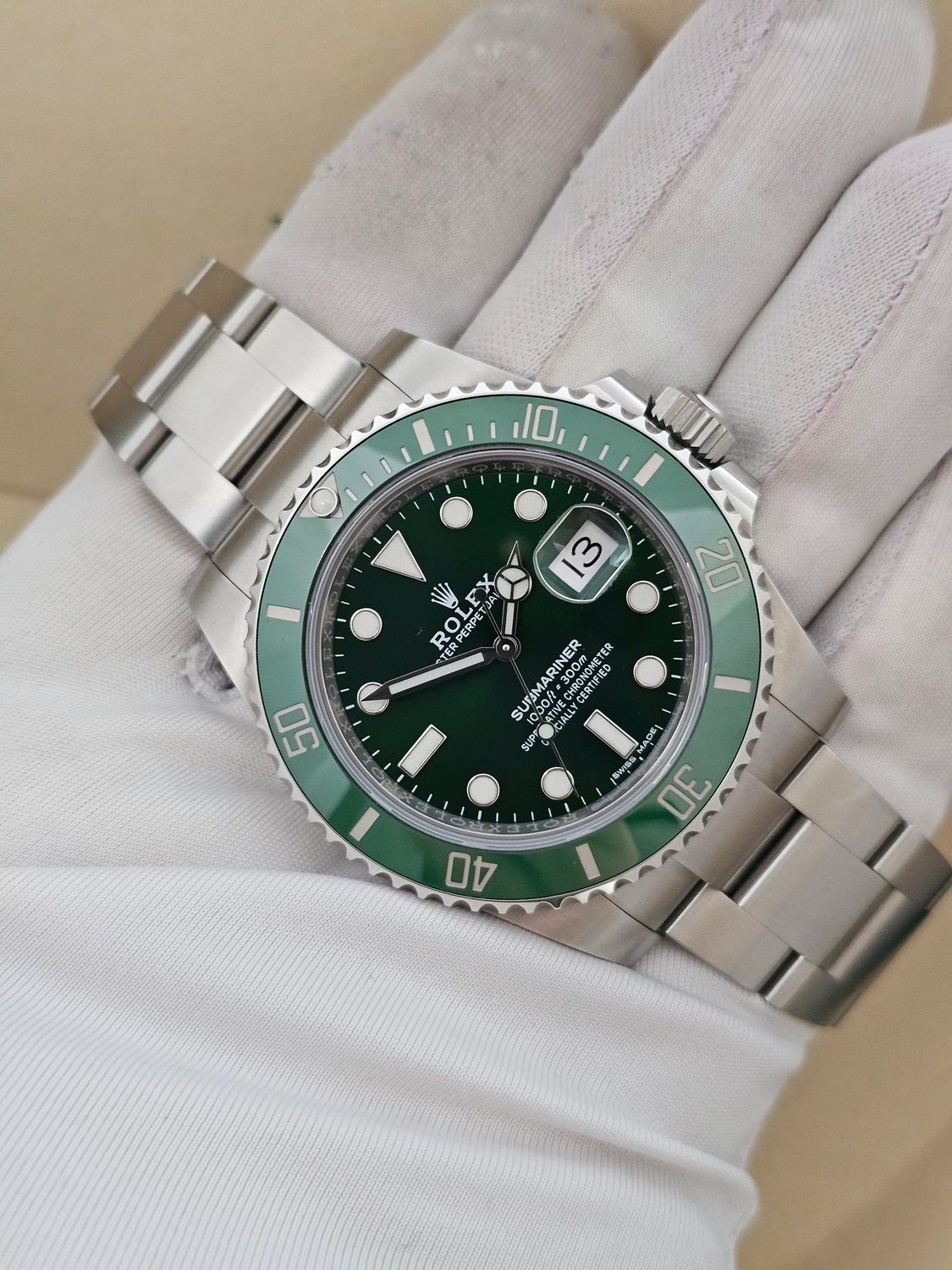 Rolex Submariner Date Watch 116610LV Green Hulk, 2018 Full Set, Excellent Cond
