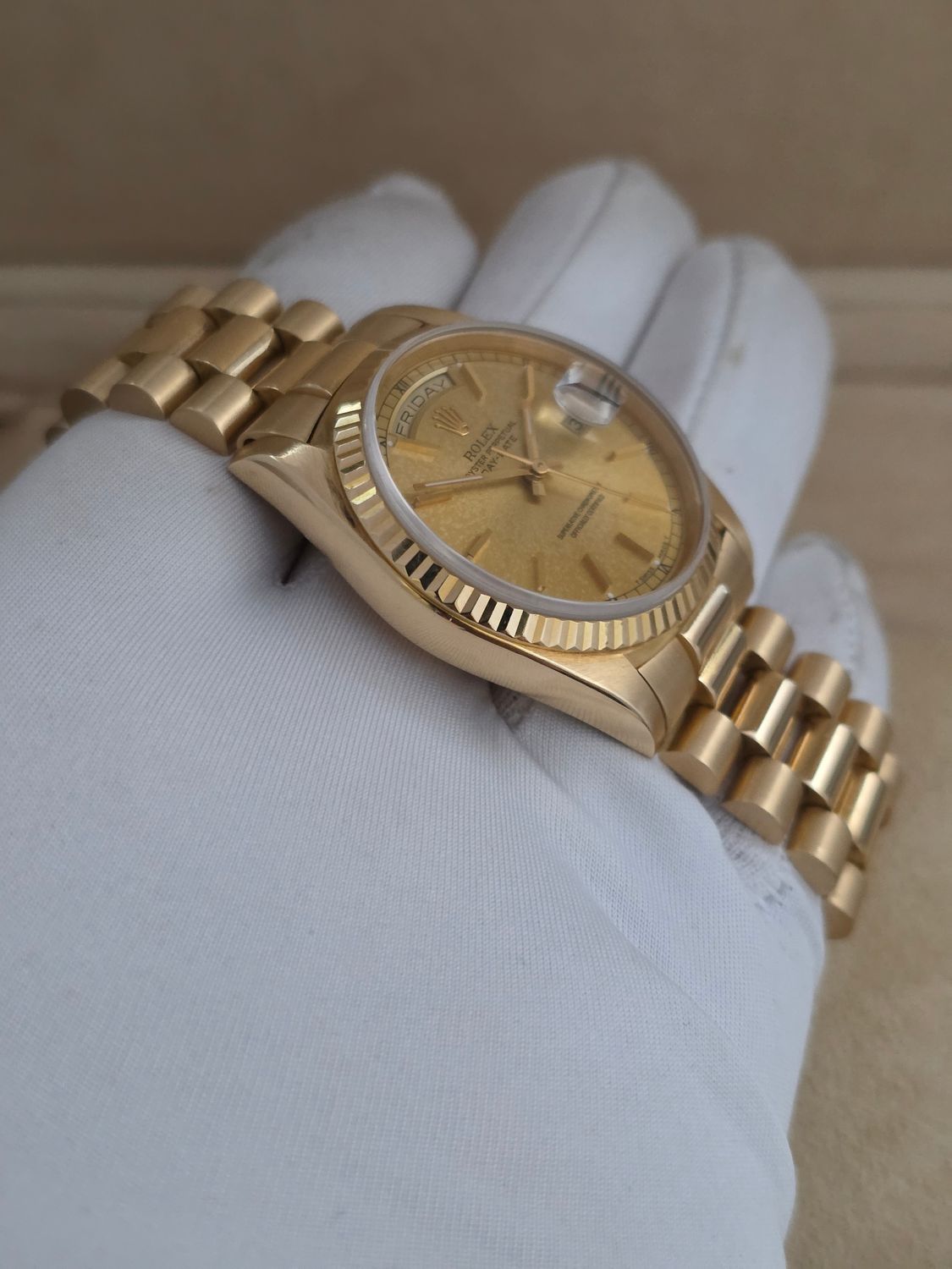 Rolex DayDate 18238 Gold Watch - Box &amp; Booklets Circa 1990
