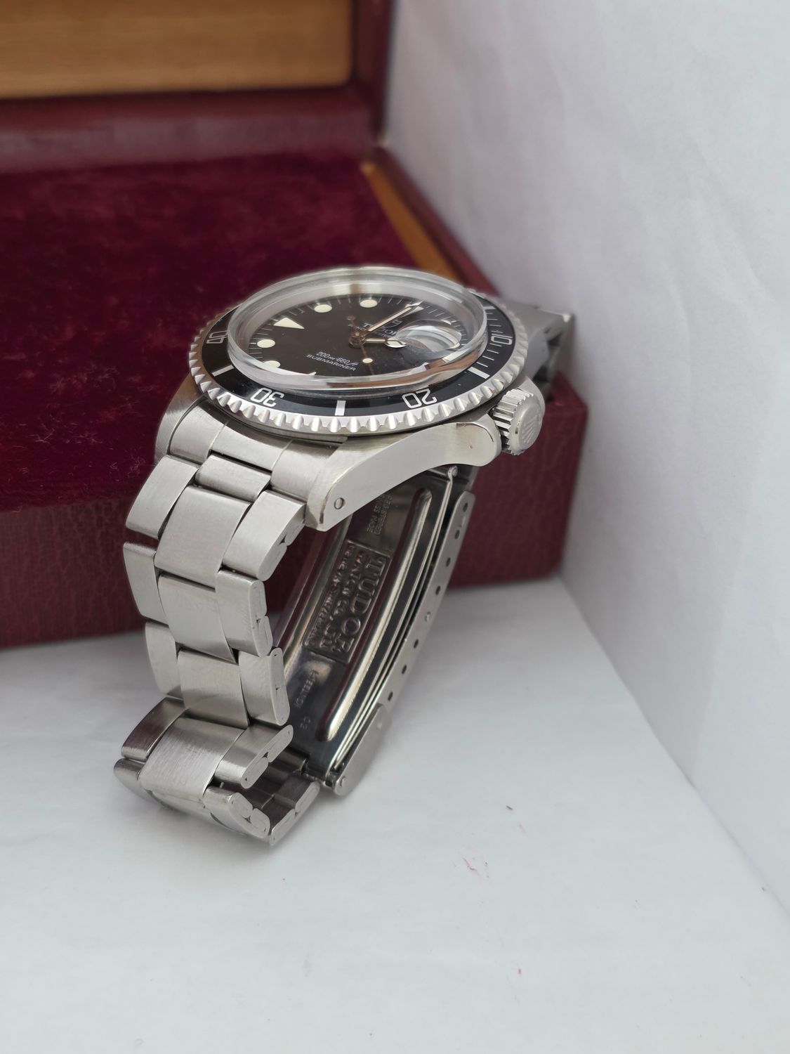 TUDOR Submariner Black Watch - Ref 79090 Circa 1990 virtually unpolished