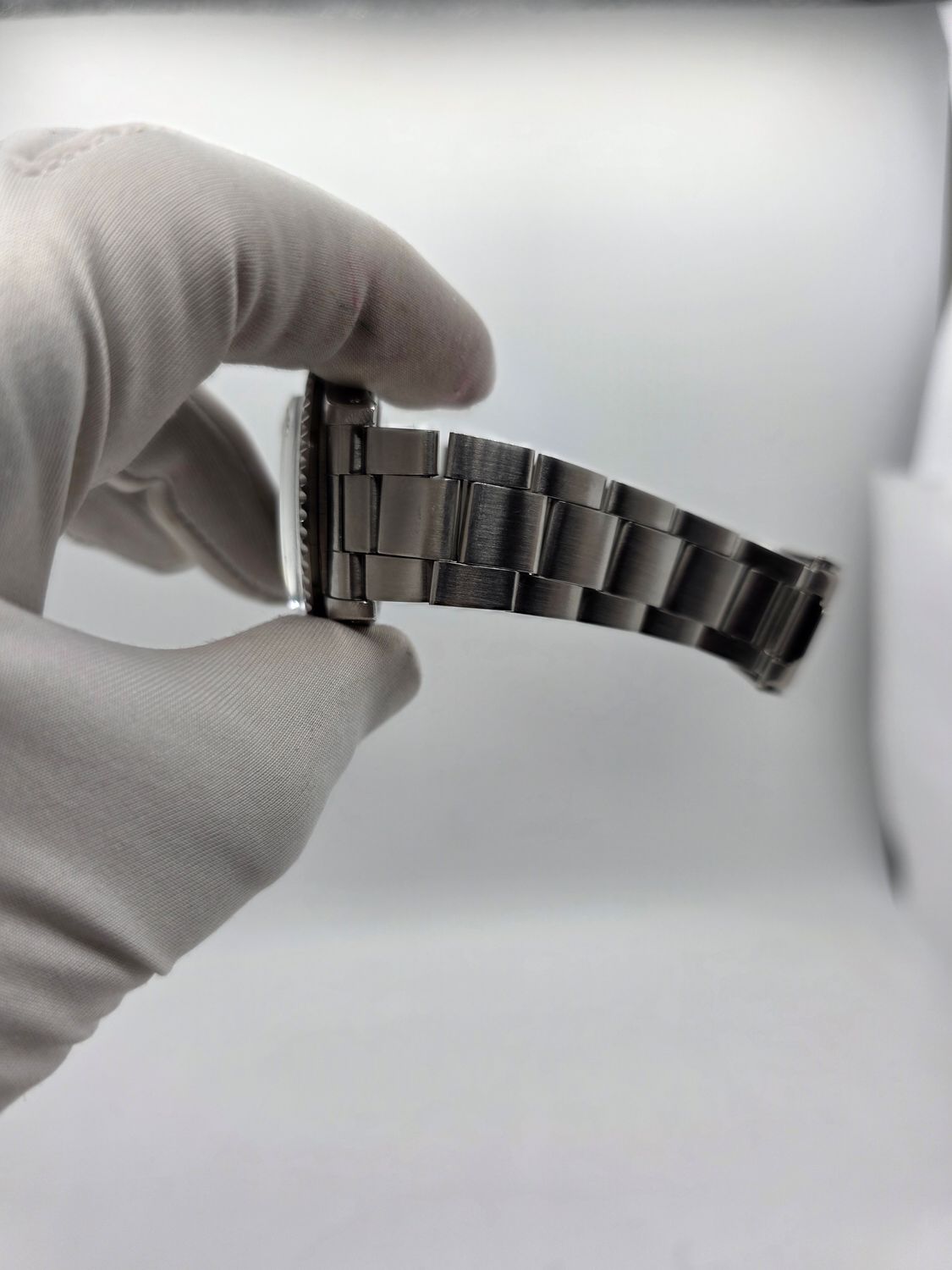 TUDOR Submariner Black Watch - Ref 79090 Circa 1990 virtually unpolished