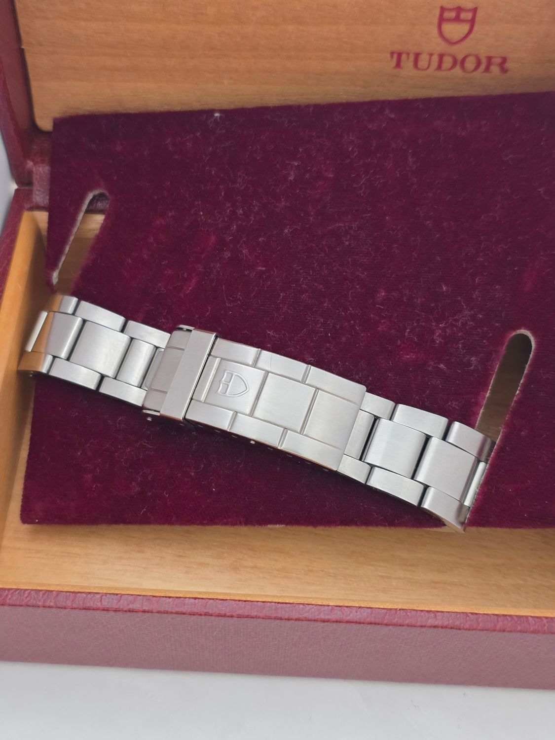 TUDOR Submariner Black Watch - Ref 79090 Circa 1990 virtually unpolished