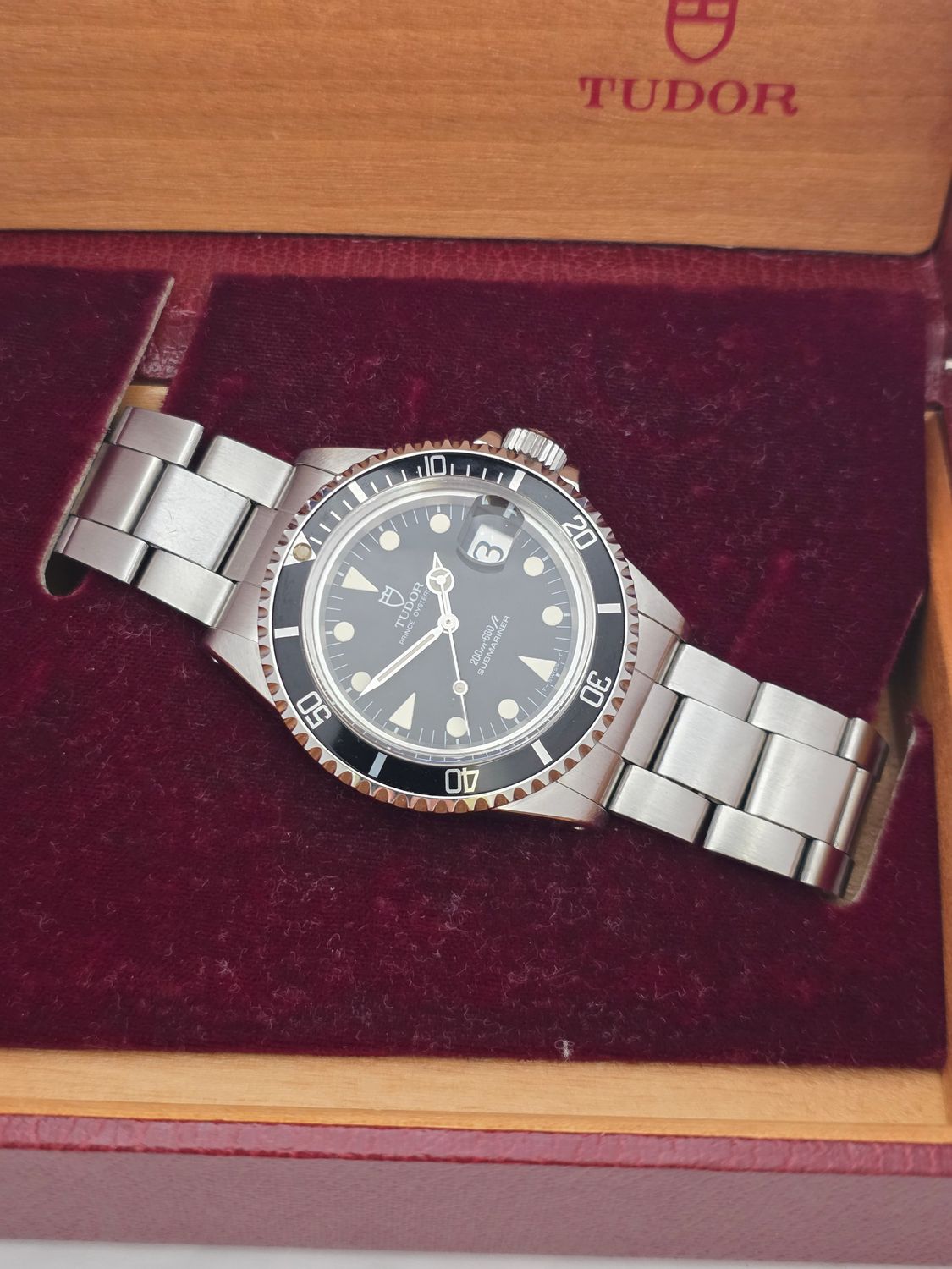 TUDOR Submariner Black Watch - Ref 79090 Circa 1990 virtually unpolished