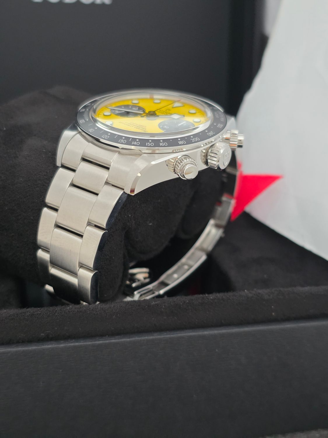 TUDOR Black Bay M79310N-0001 Chrono 39mm Bumblebee - 2026 Full, Set New/Unworn
