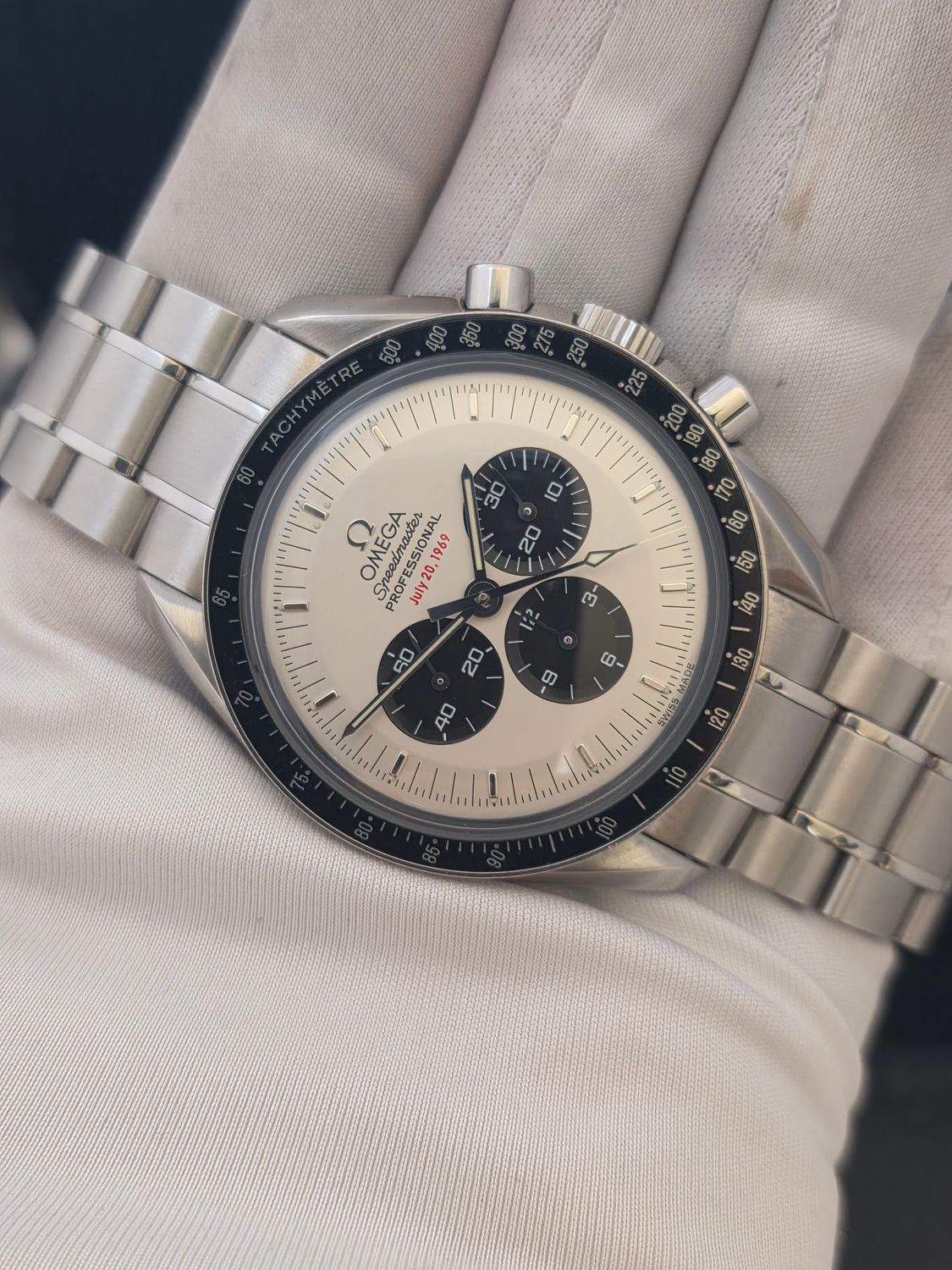 OMEGA Speedmaster 3569.31.00, Apollo 11 35th Anniversary Limited Edition, 2004