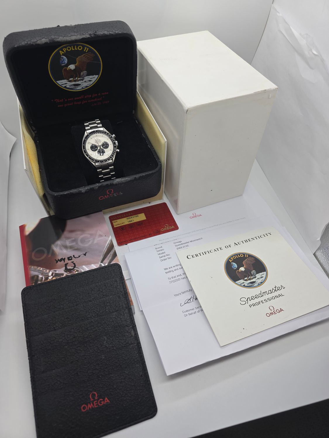 OMEGA Speedmaster 3569.31.00, Apollo 11 35th Anniversary Limited Edition, 2004
