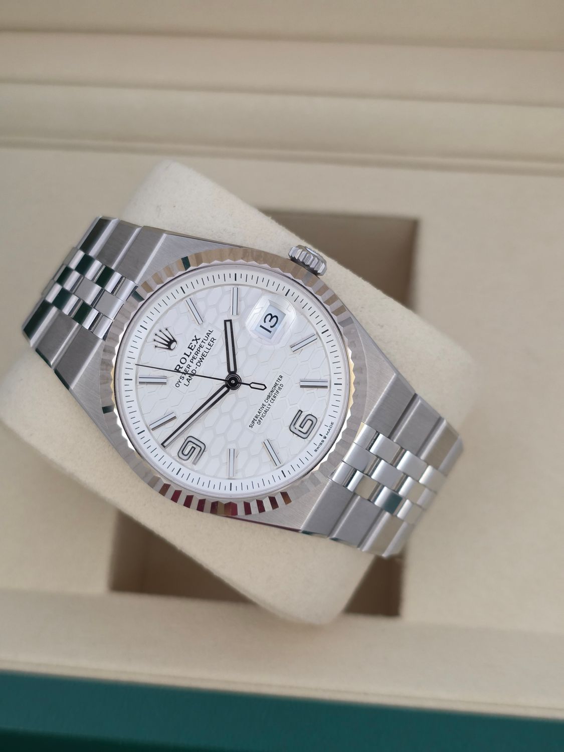 Rolex Land-Dweller 40mm 127334, 2025 Full Set Super Condition, 18k Gold Bezel